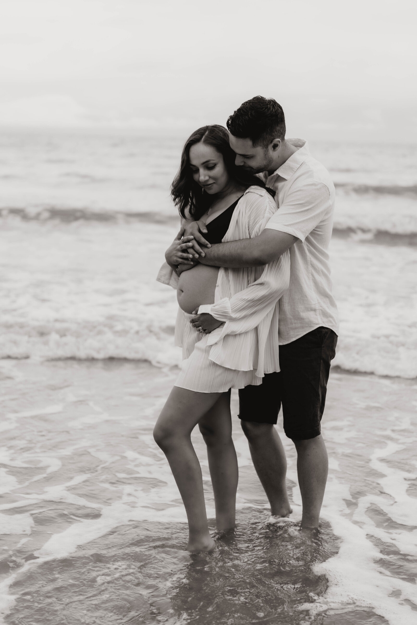 cairns maternity photographer