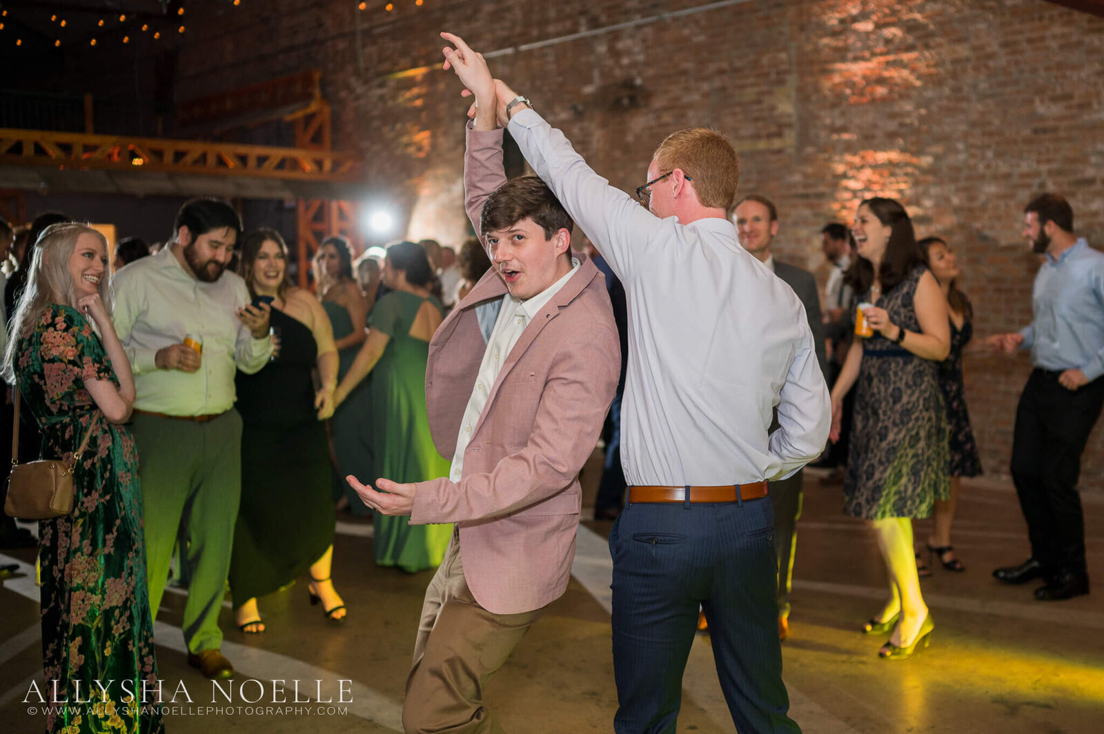 Wedding-at-The-Factory-on-Barclay-in-Milwaukee-1242