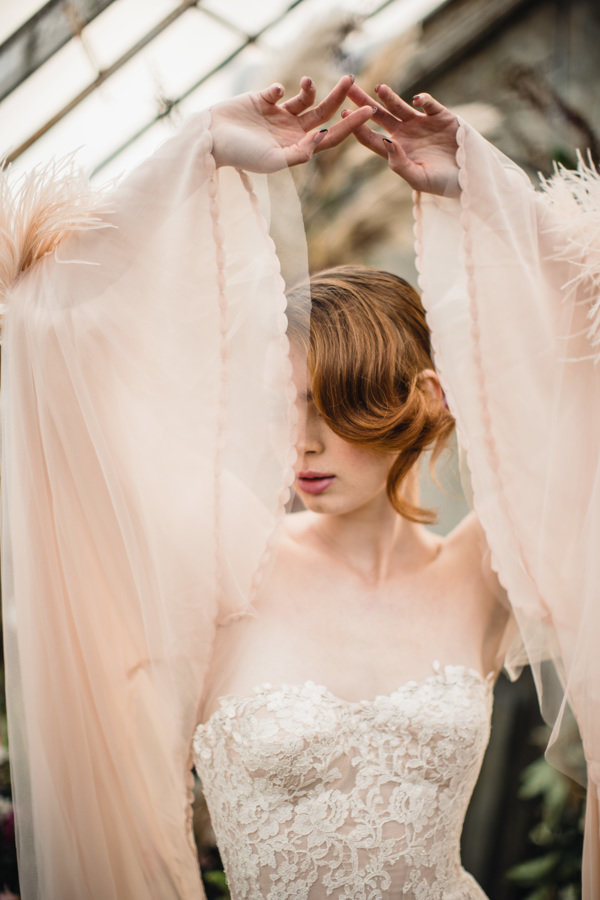 Grace-blush-wedding-dress-JoanneFlemingDesign-Braid&Bloom-RebeccaSearlePhoto (2)