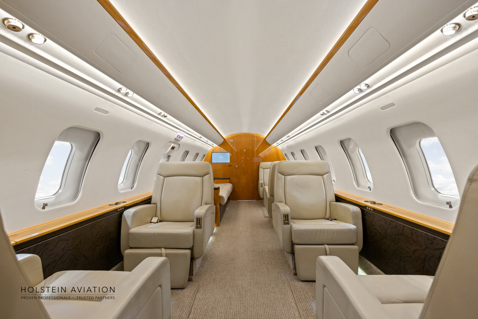 Challenger 605 Watermarked-1