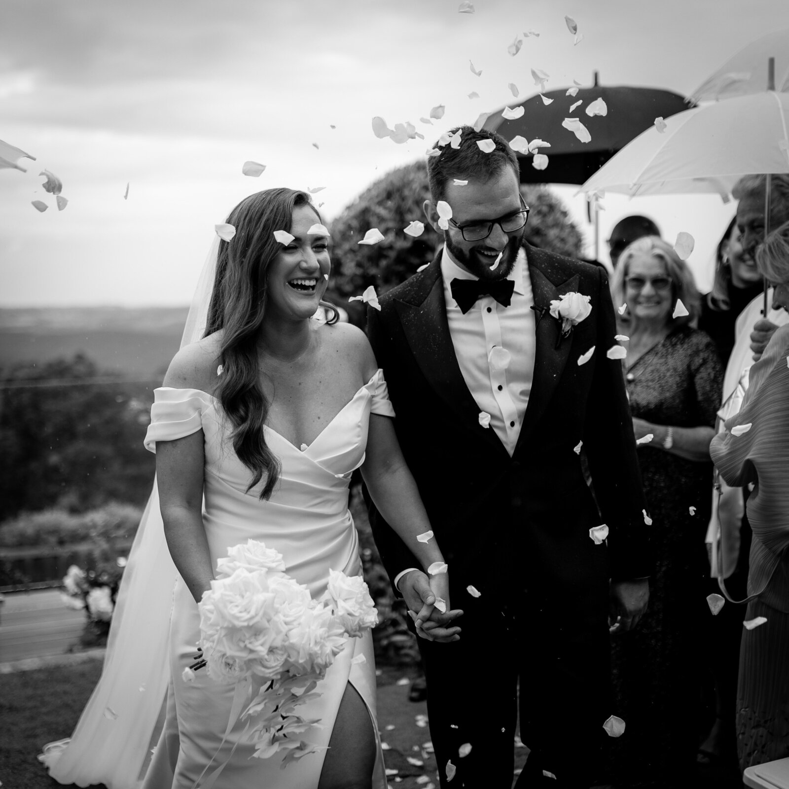 241123-Mikaela-Nathan-Rexvil-Photography-Adelaide-Wedding-Photographer-370