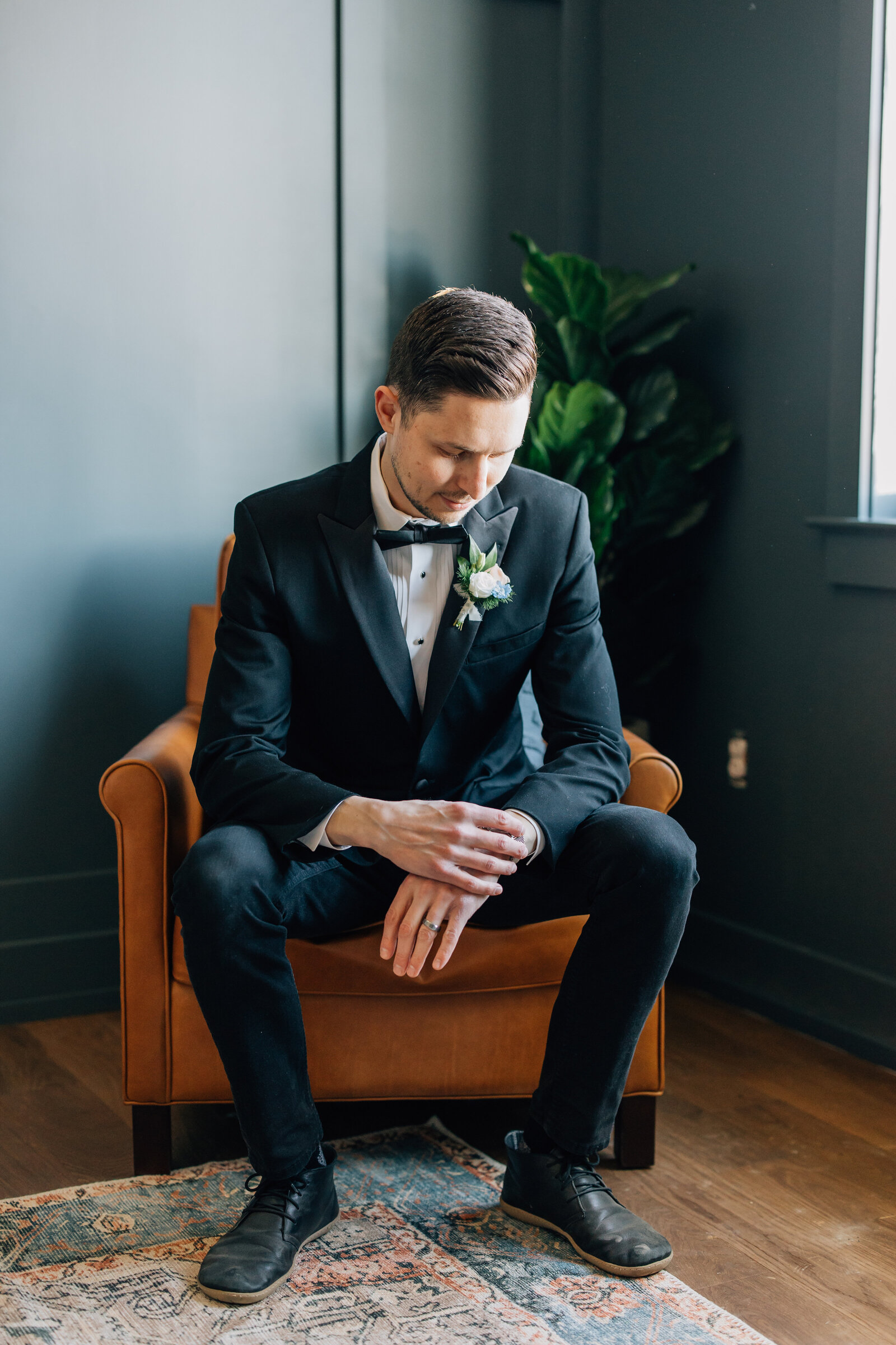Grooms Suite 2