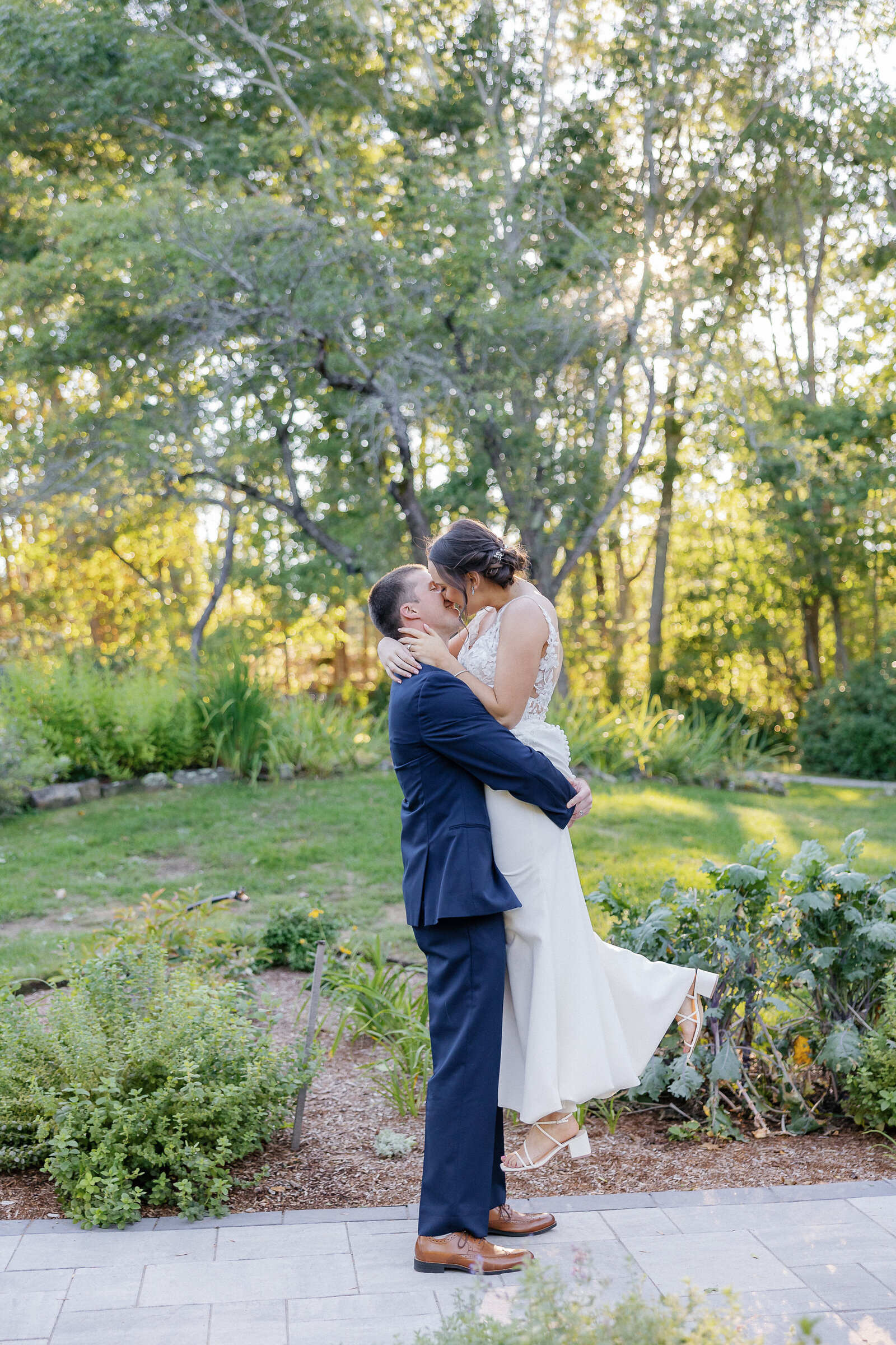 arrowheads estate maine wedding-291