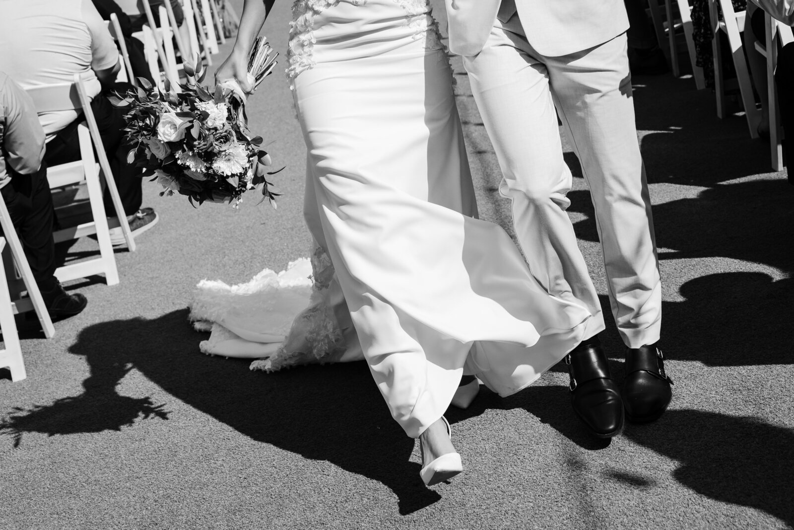 editorial_film_wedding_photographer_minnesota_minneapolis_st_paul_twin_cities_elopment_colorful_true_to_color_caitlyn_kloeckl_photography785