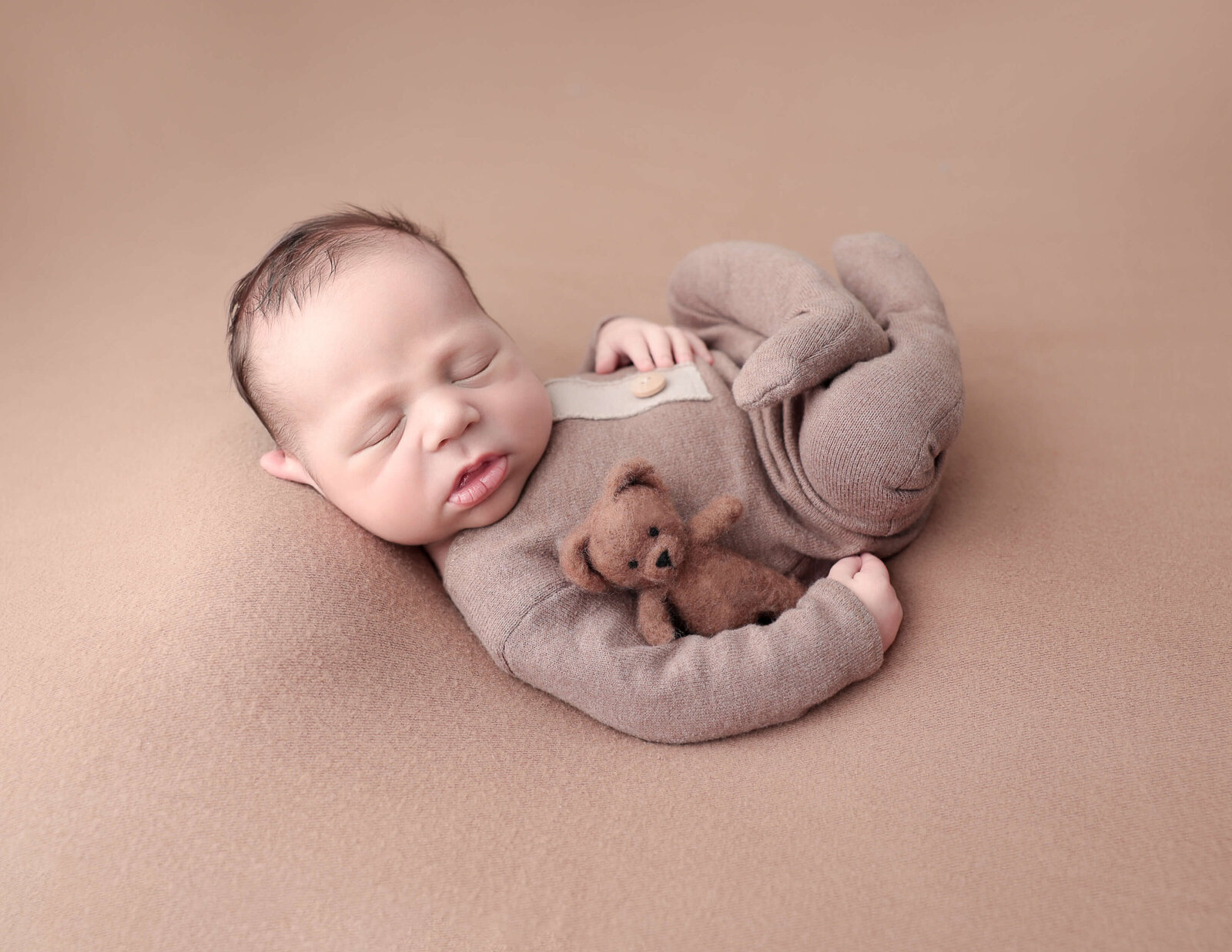 Sleeping baby boy at our studio in Rochester, Ny.