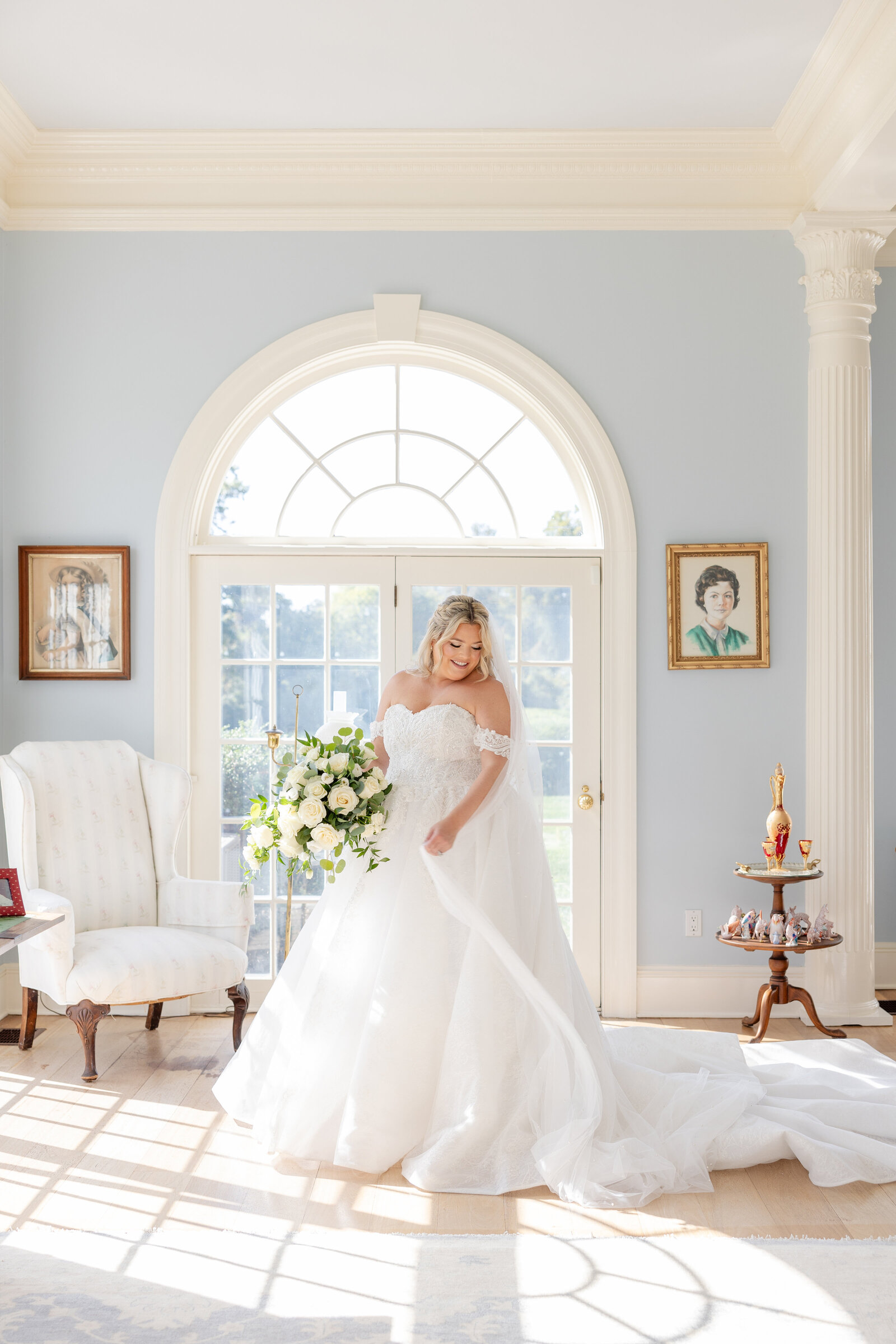 Brittany_Andrew_Bride_Prep-135