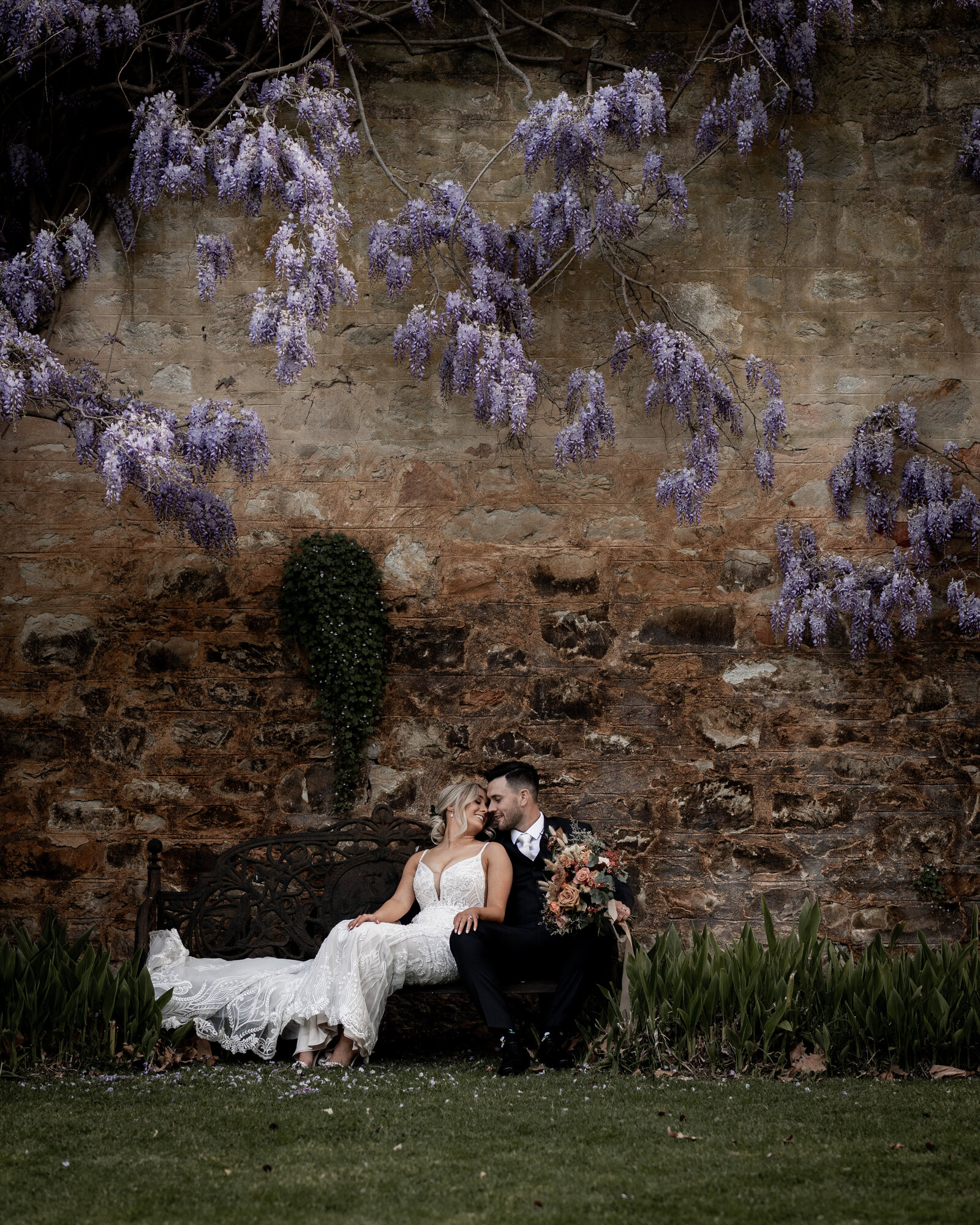 240921-Hannah-Sam-Rexvil-Photography-Adelaide-Wedding-Photographer-574