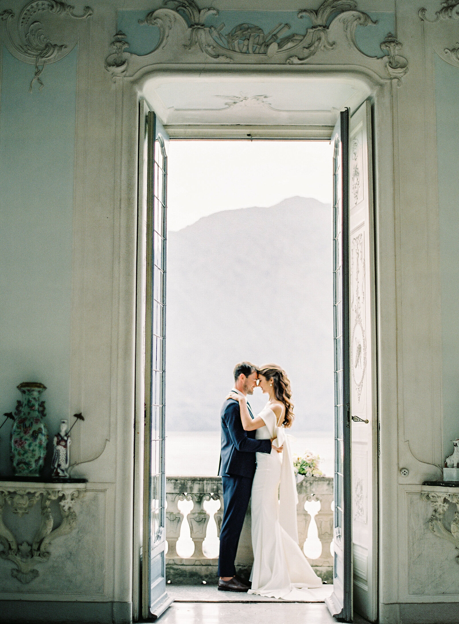 Destination wedding at Villa Sola Cabiati on Lake Como Italy by Lake Como Wedding Photographer Amy Mulder Photography