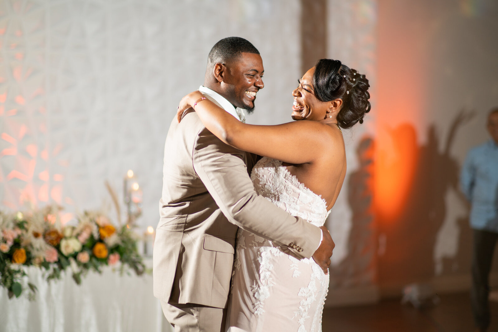 Wedding bride and groom first dance