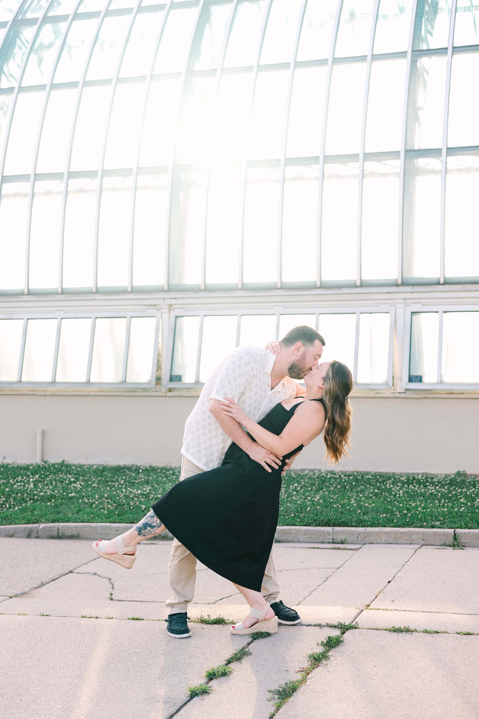 Como-Park-St-Paul-Minnesota-Engagement-Photo-Willow-And-Rove-21