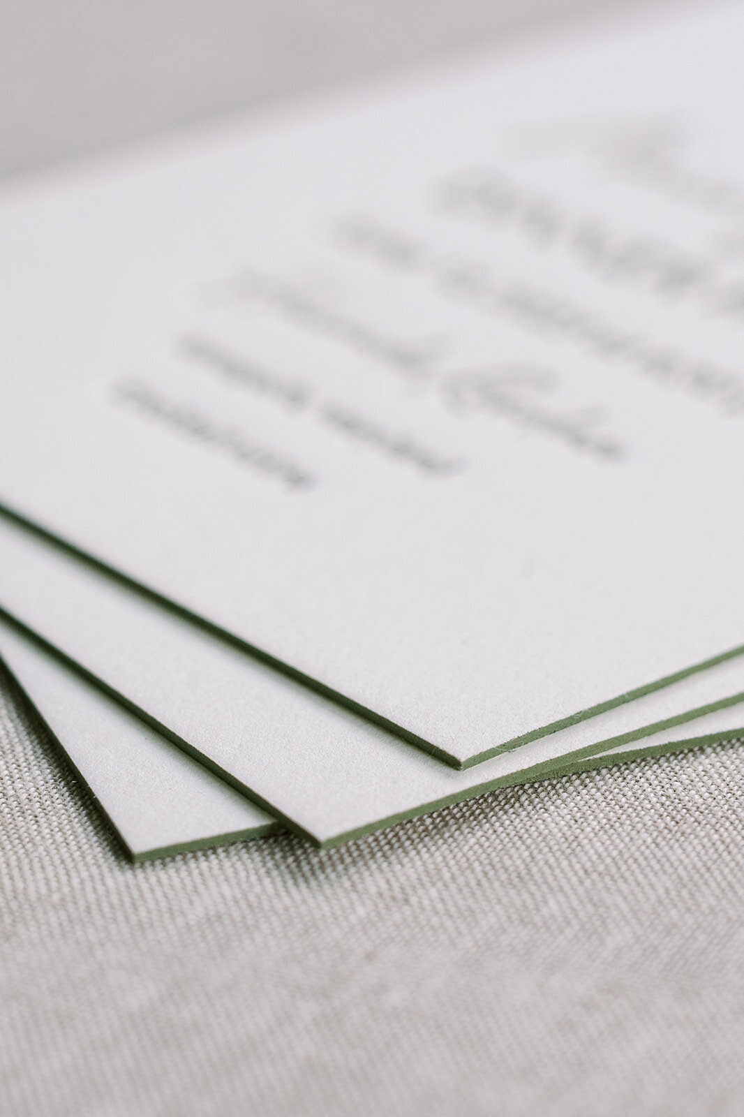 custom-wedding-invitations-painted-edge