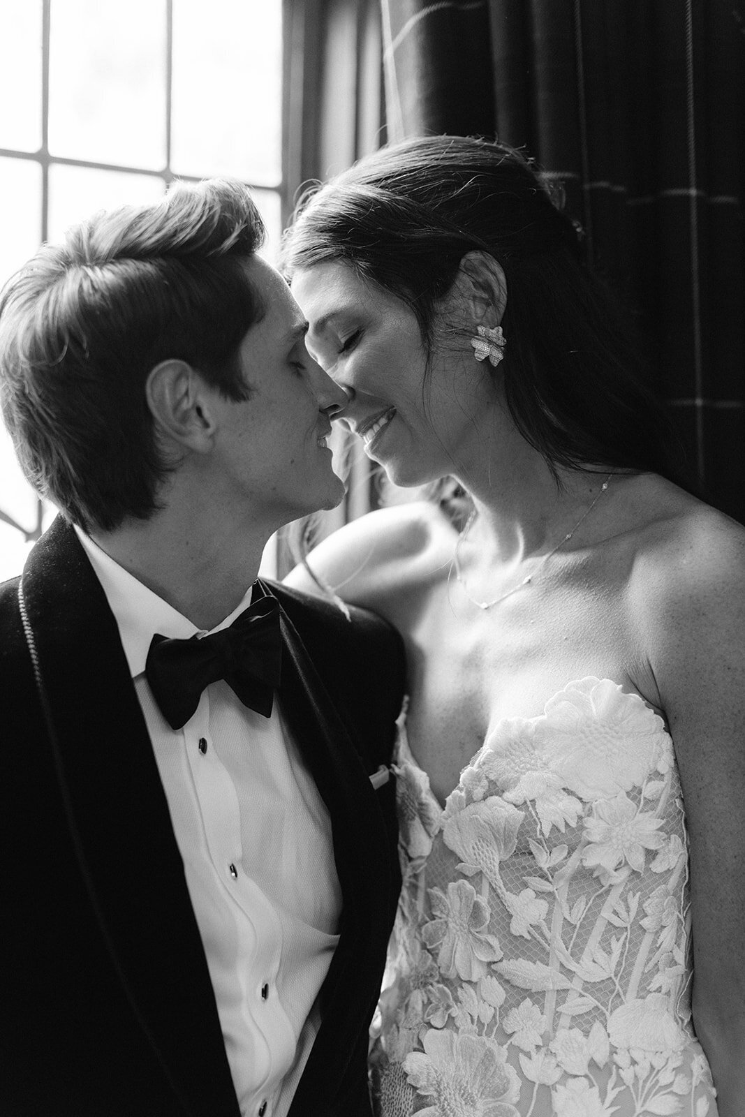 tuxedo-club-new-york-city-wedding-photographer-sava-weddings-253_websize