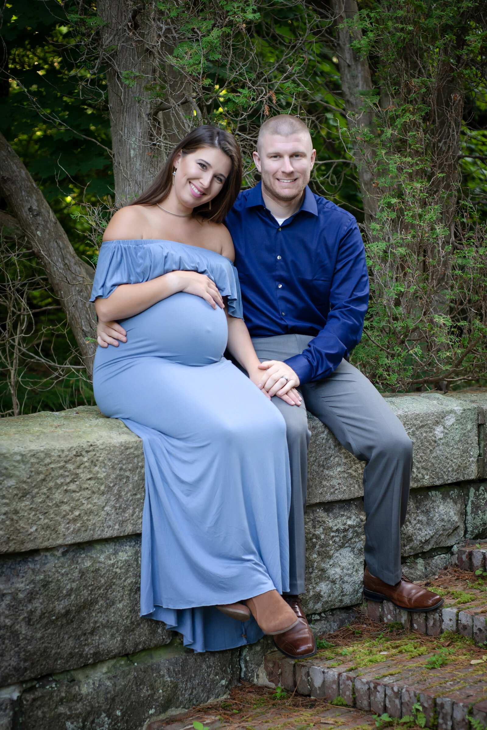 Pregnant couple in Maternity Photo in Kennebunk Maine