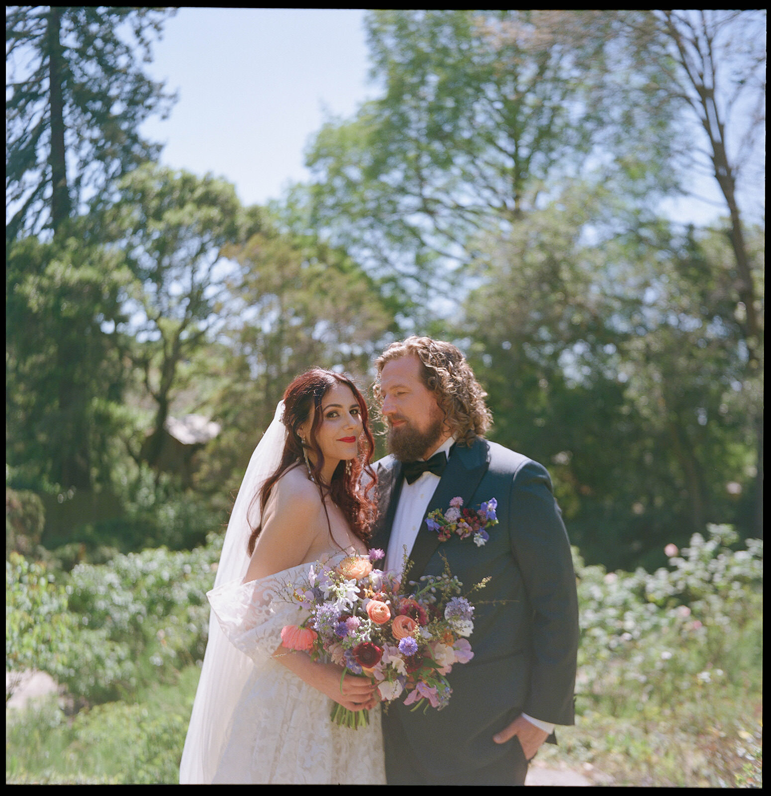 Gothic-Disco-Floral-Wedding8