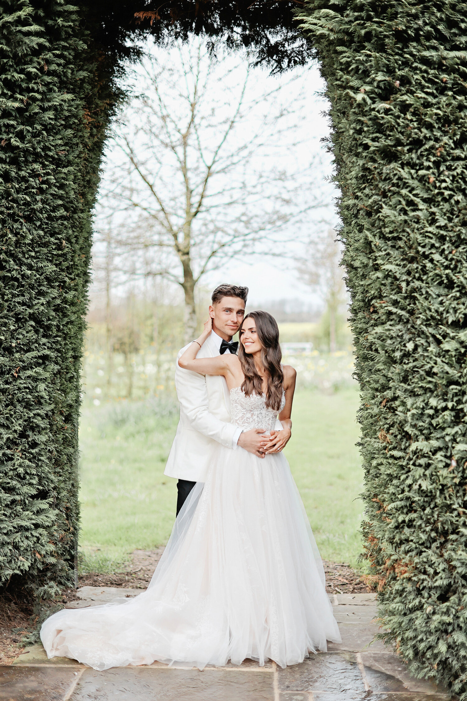 South-Farm-wedding-venue-couple-photos