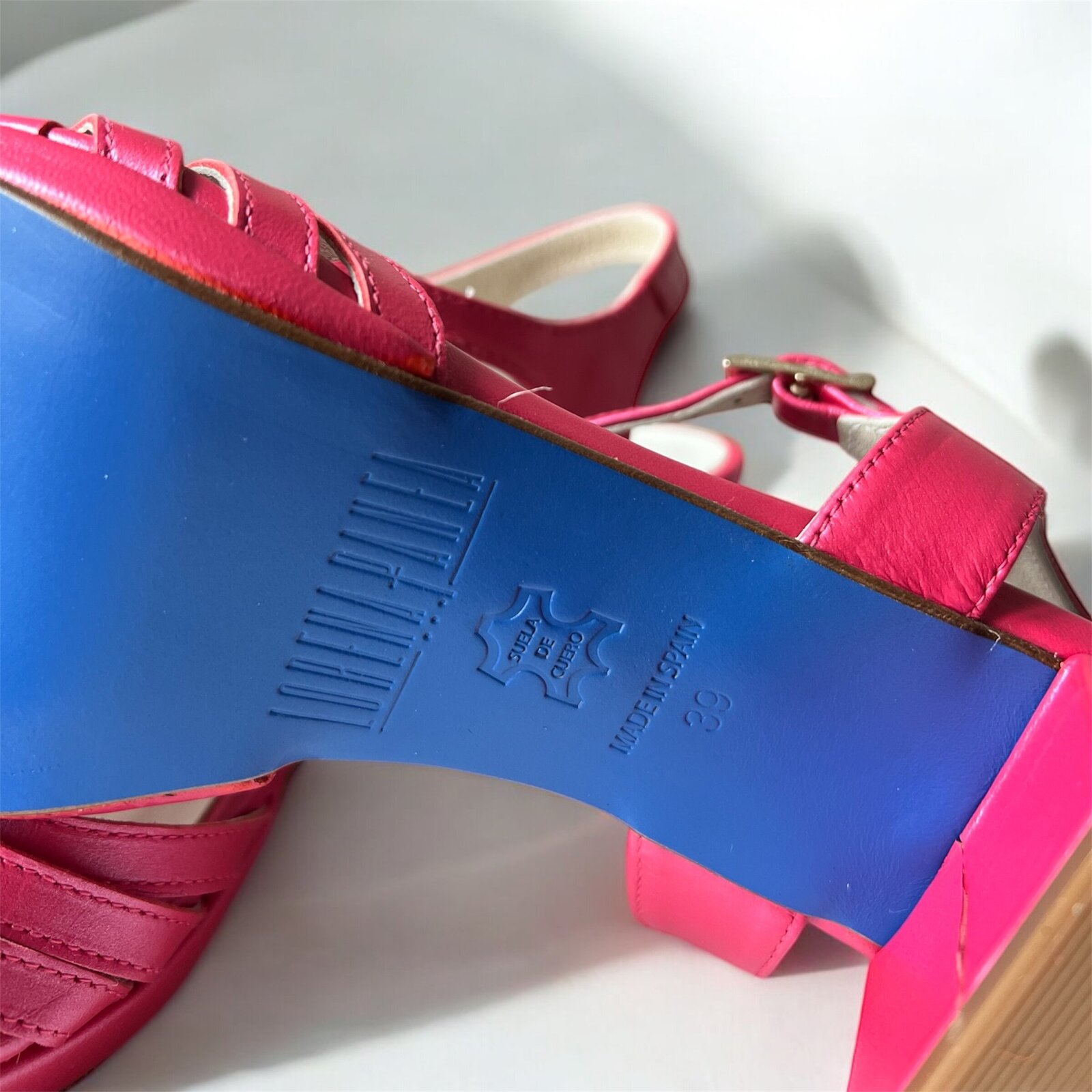 Zapato bajo invitada