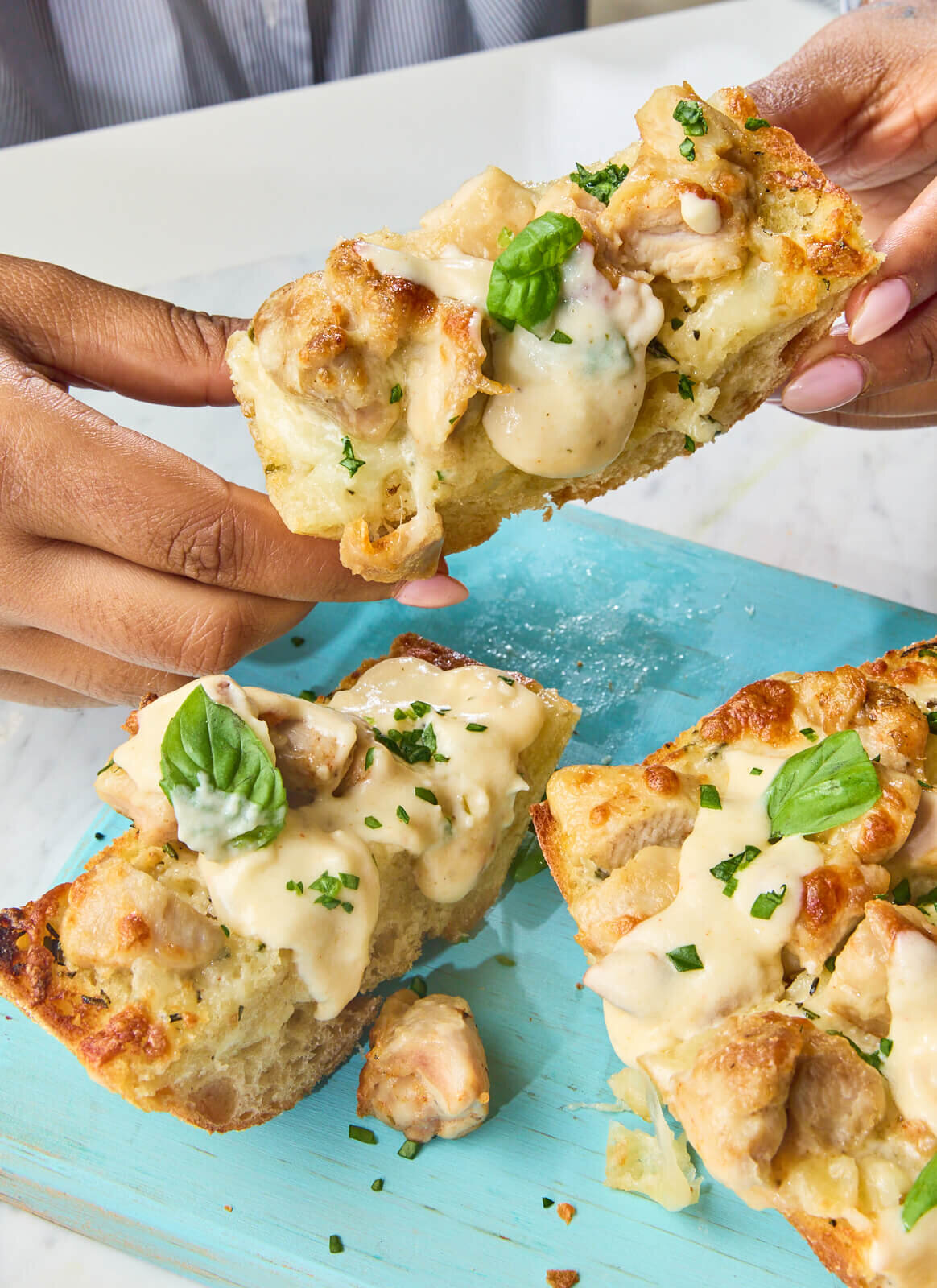 043_Chicken_Alfredo_Bread_00132