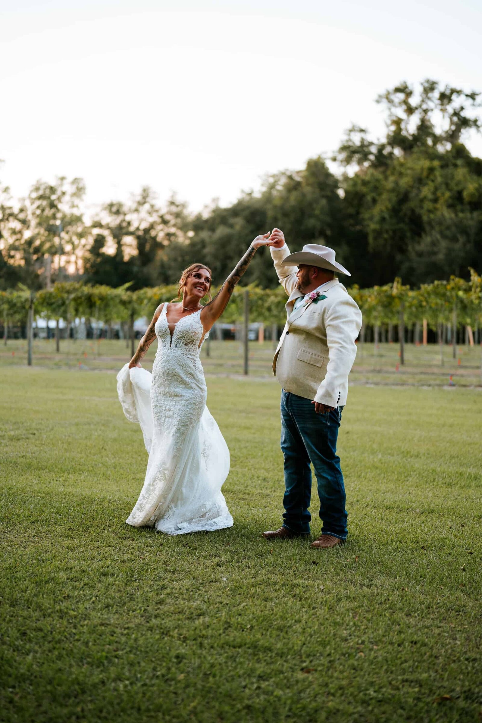 ever-after-farms-wedding-venue-lakeland-wedding-photographers