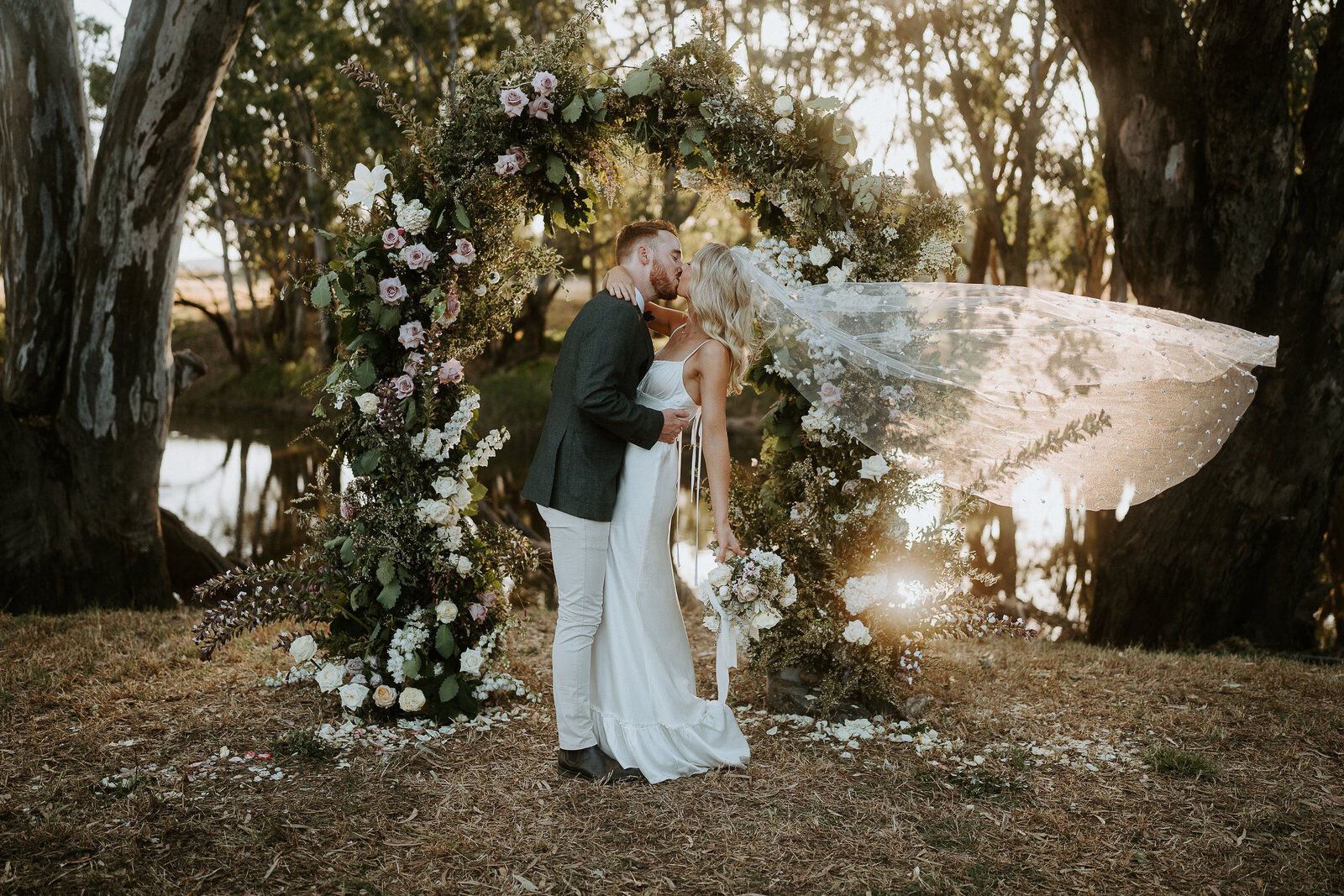2022-12-30 Kaitie + Jack Wedding Sneak Peeks Daisy + Pine-131