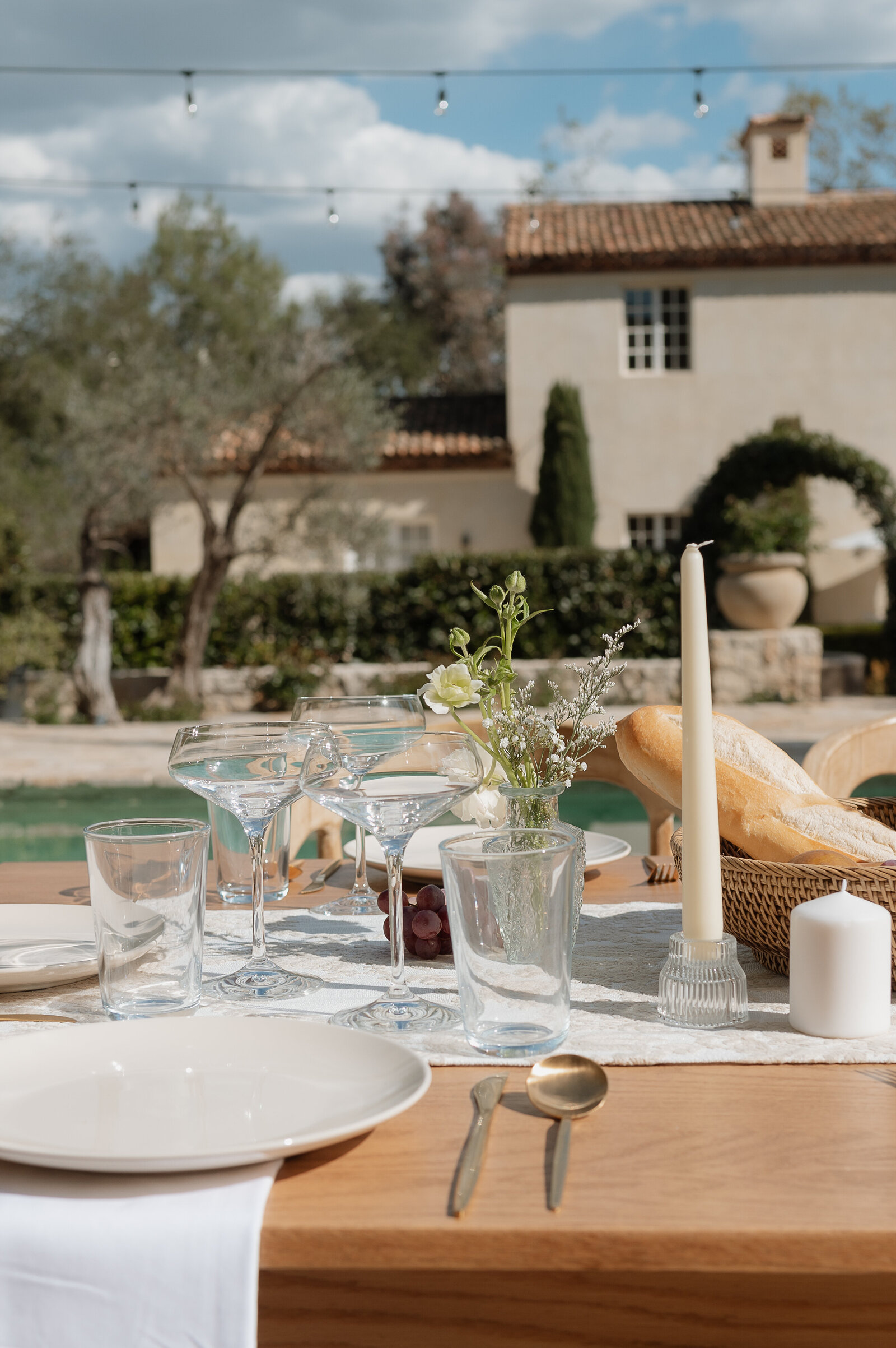 detail photo of tablescape during outdoor luxury elopement