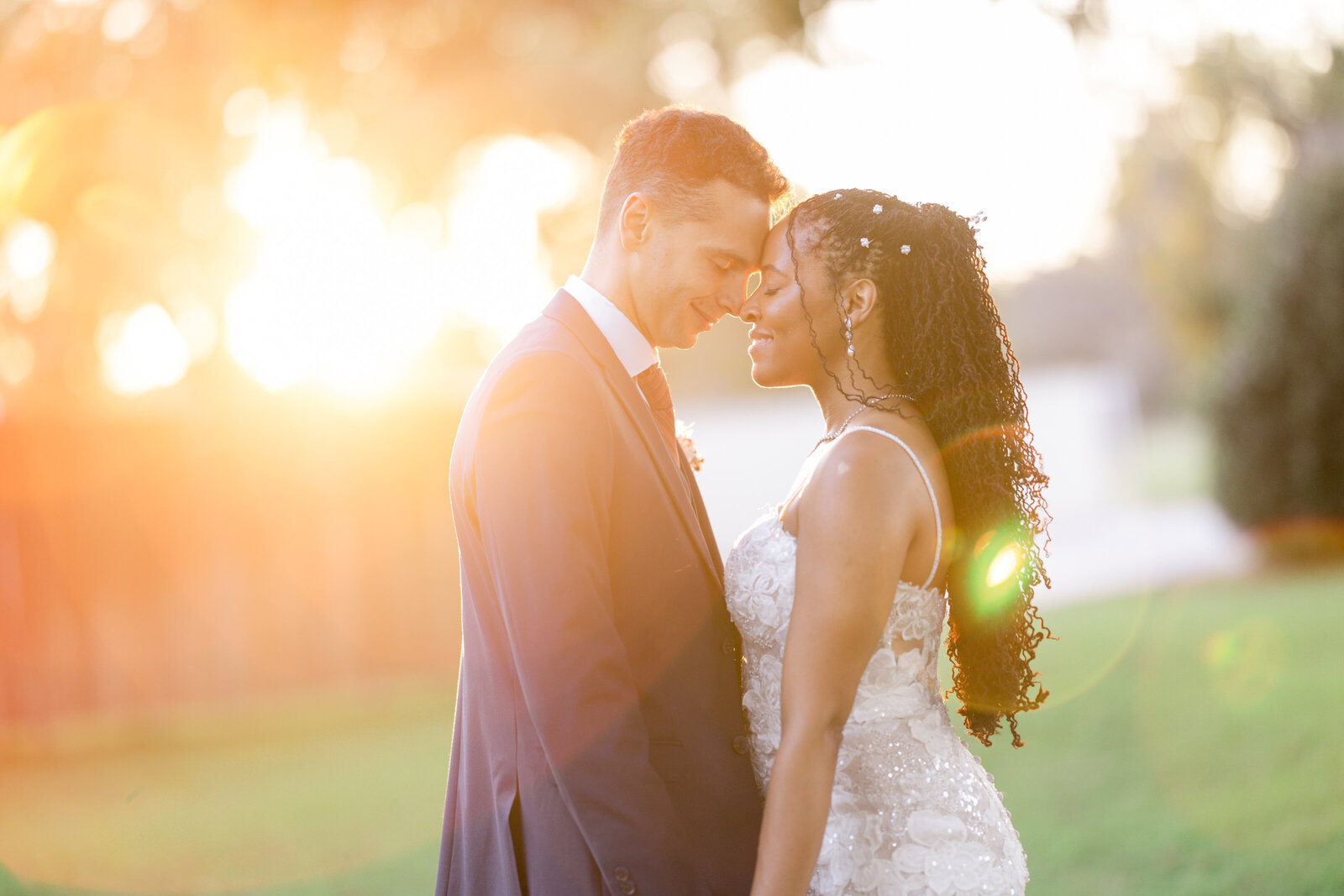 Golden hour couple photography before reception