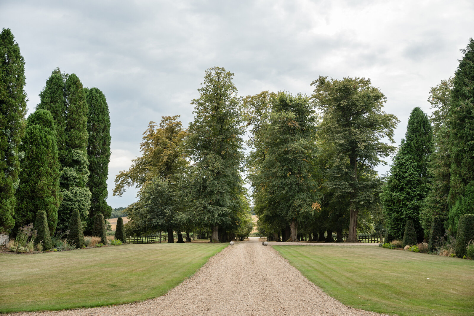 Chicheley-Hall-wedding-photography-1004