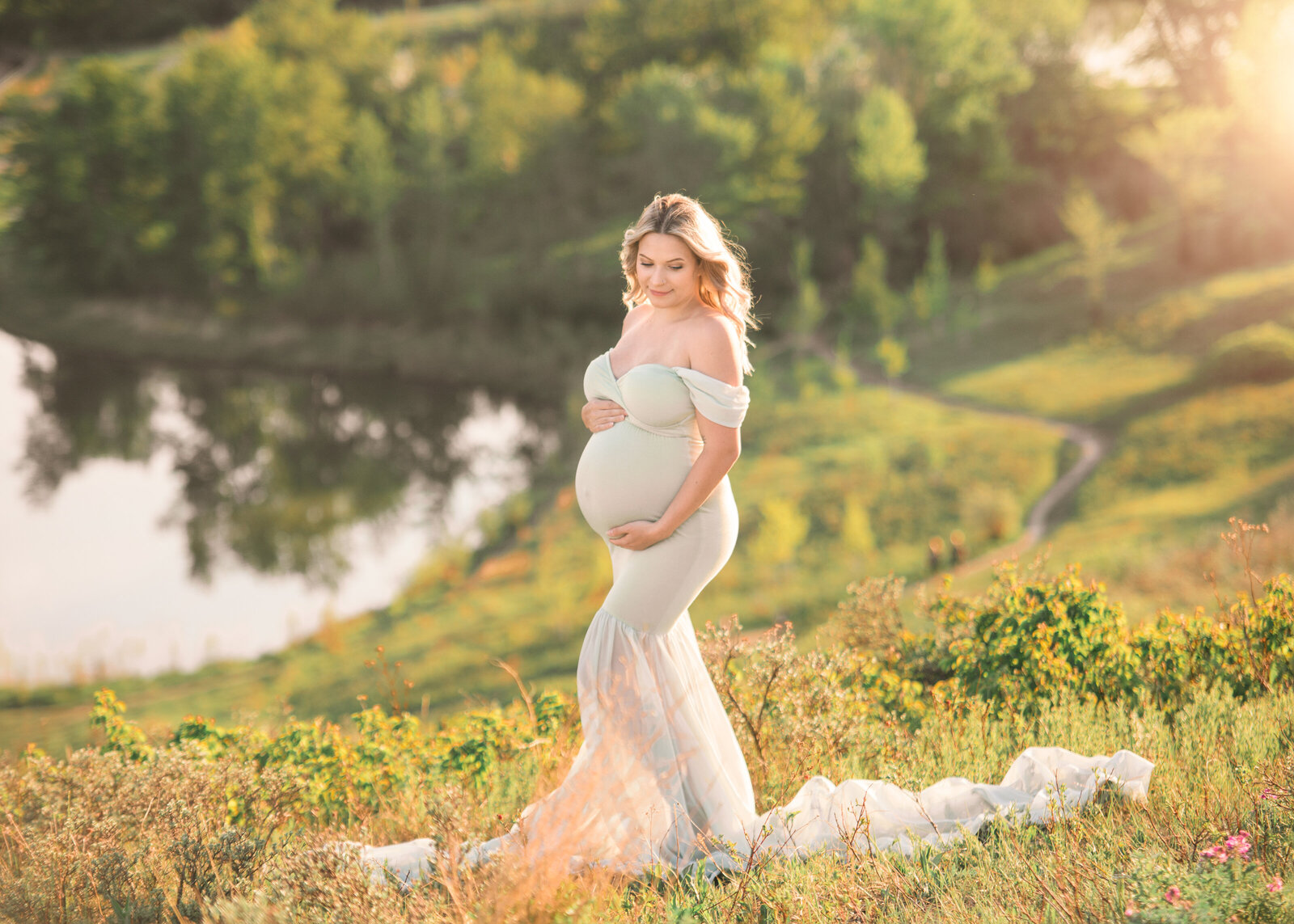 Alyssa - Calgary Maternity Photographer - Belliam photos