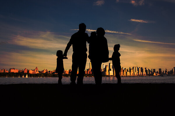 East Brunswick NJ Family Photographer Hudson River Silhouette