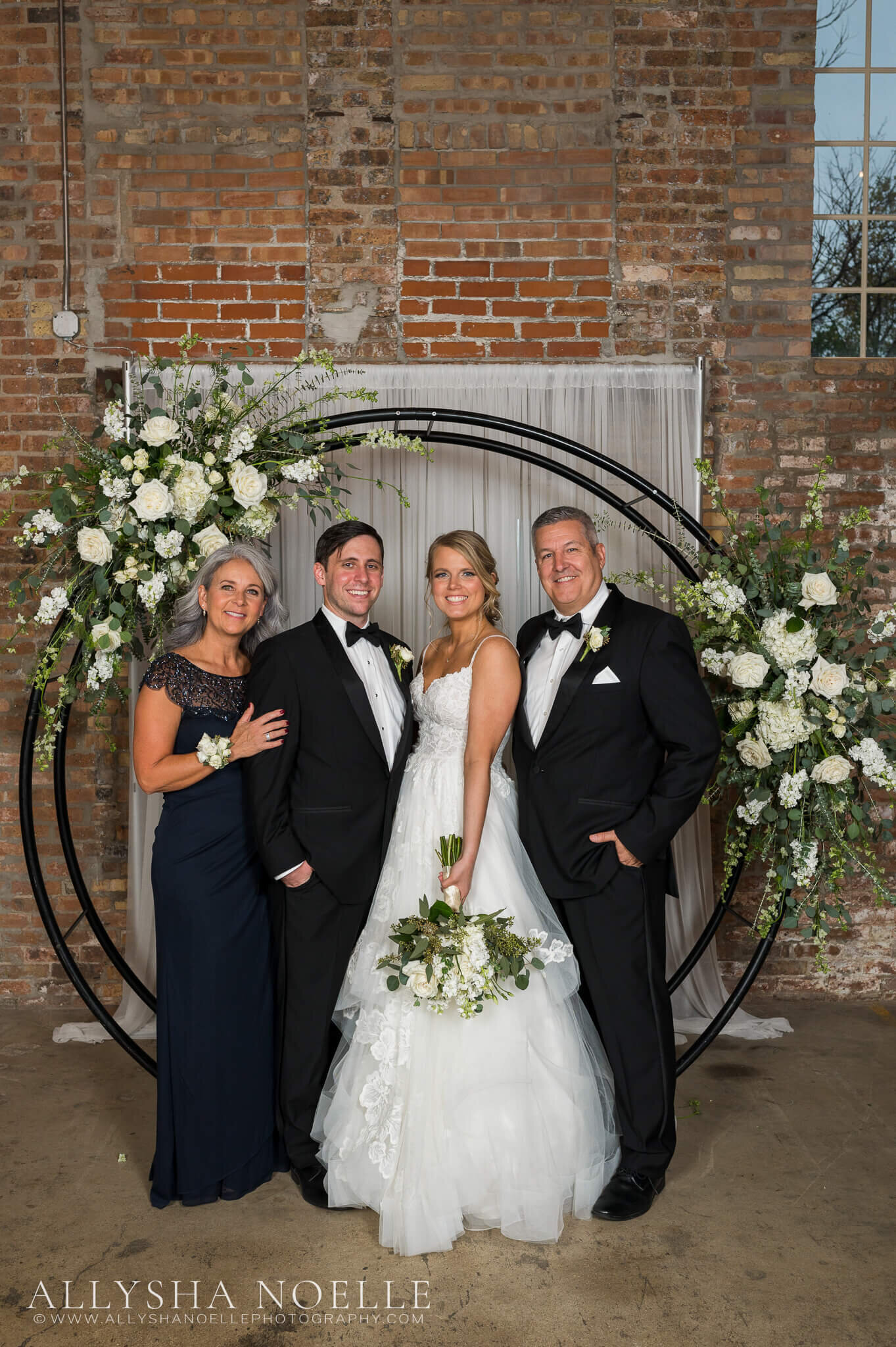 Wedding-at-The-Factory-on-Barclay-in-Milwaukee-0663