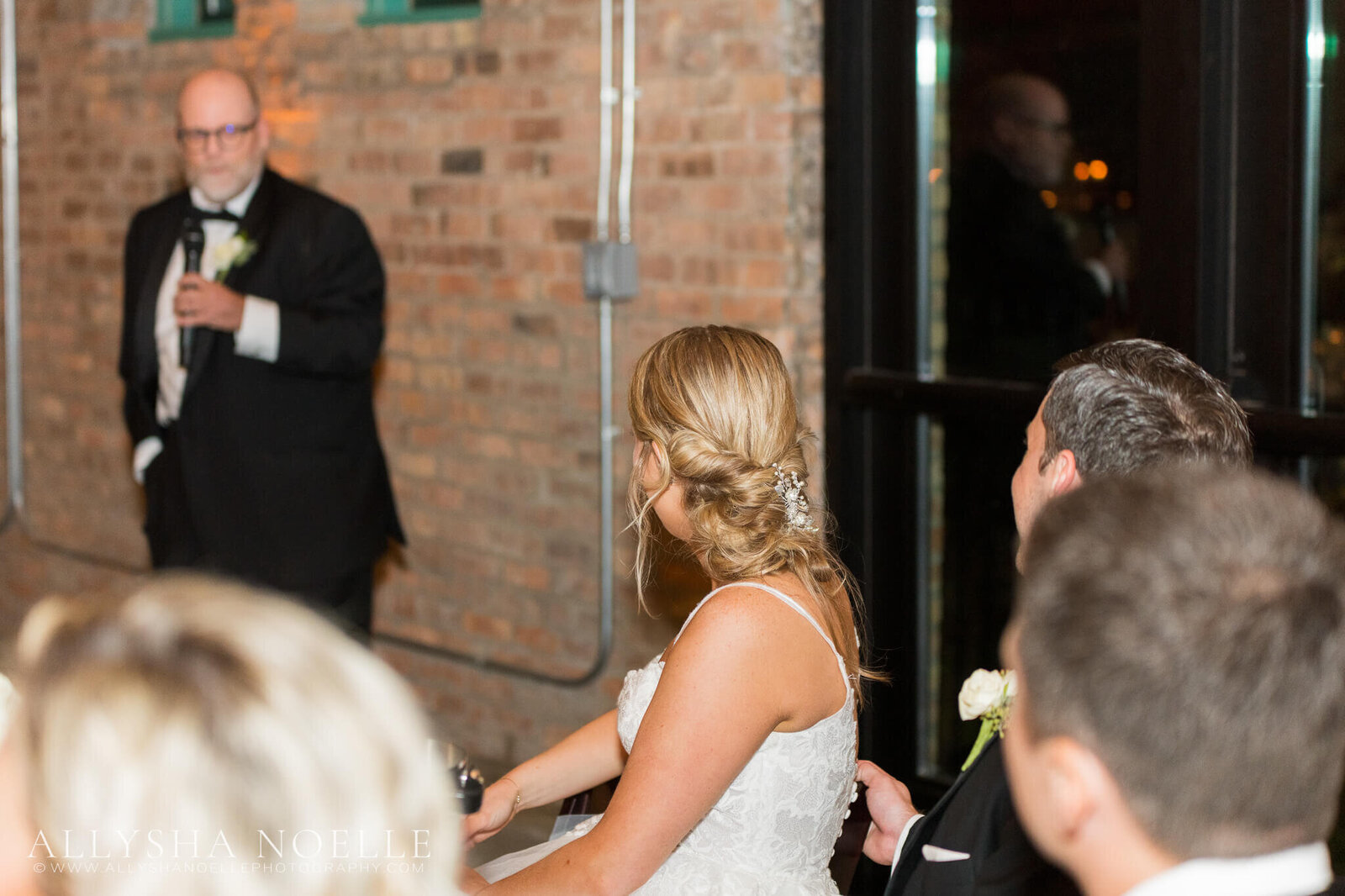 Wedding-at-The-Factory-on-Barclay-in-Milwaukee-0938