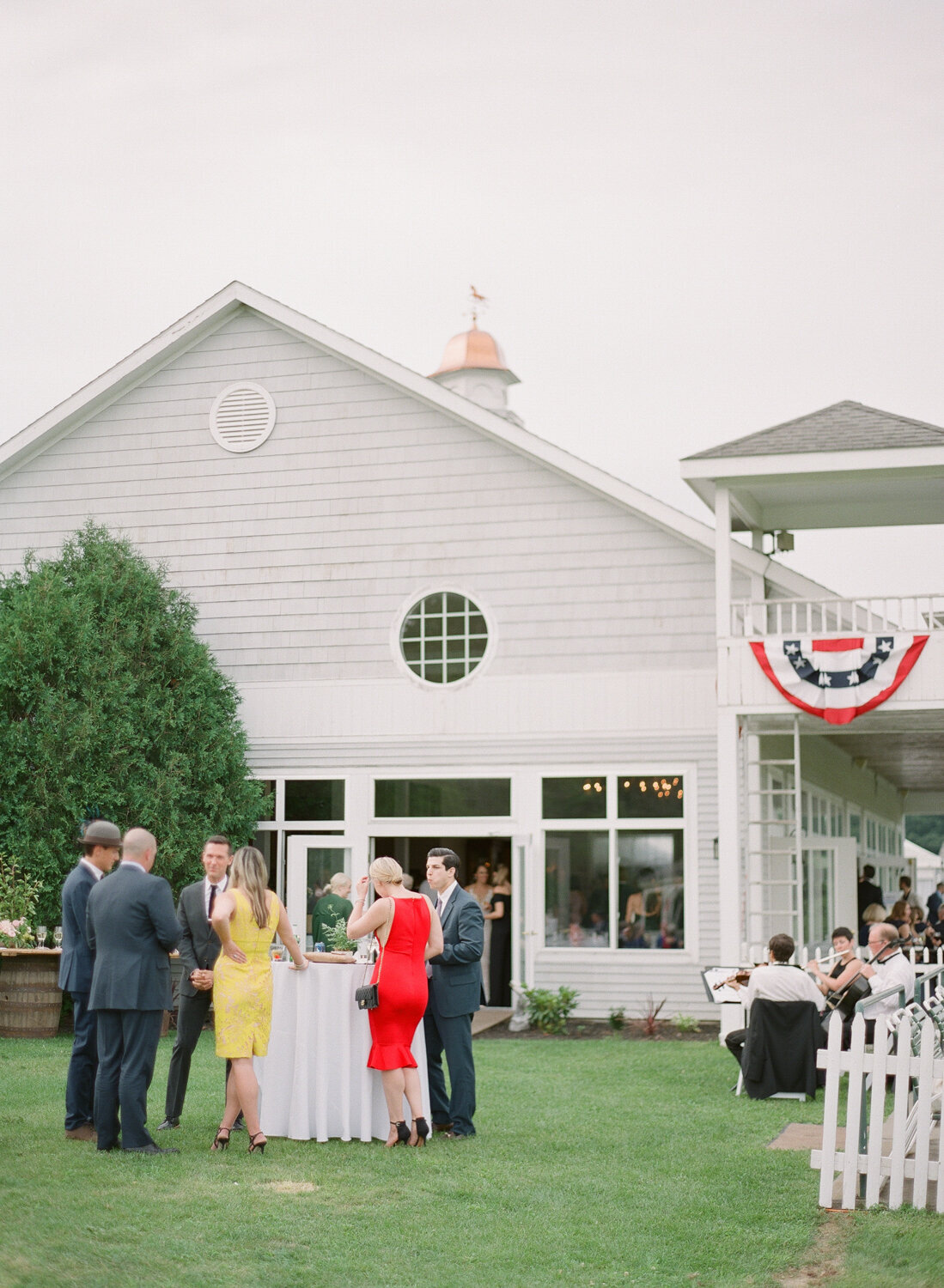 SARATOGA-SPRINGS-POLO-CLUB-WEDDING-BY-MATTHEW-MOORE-00472