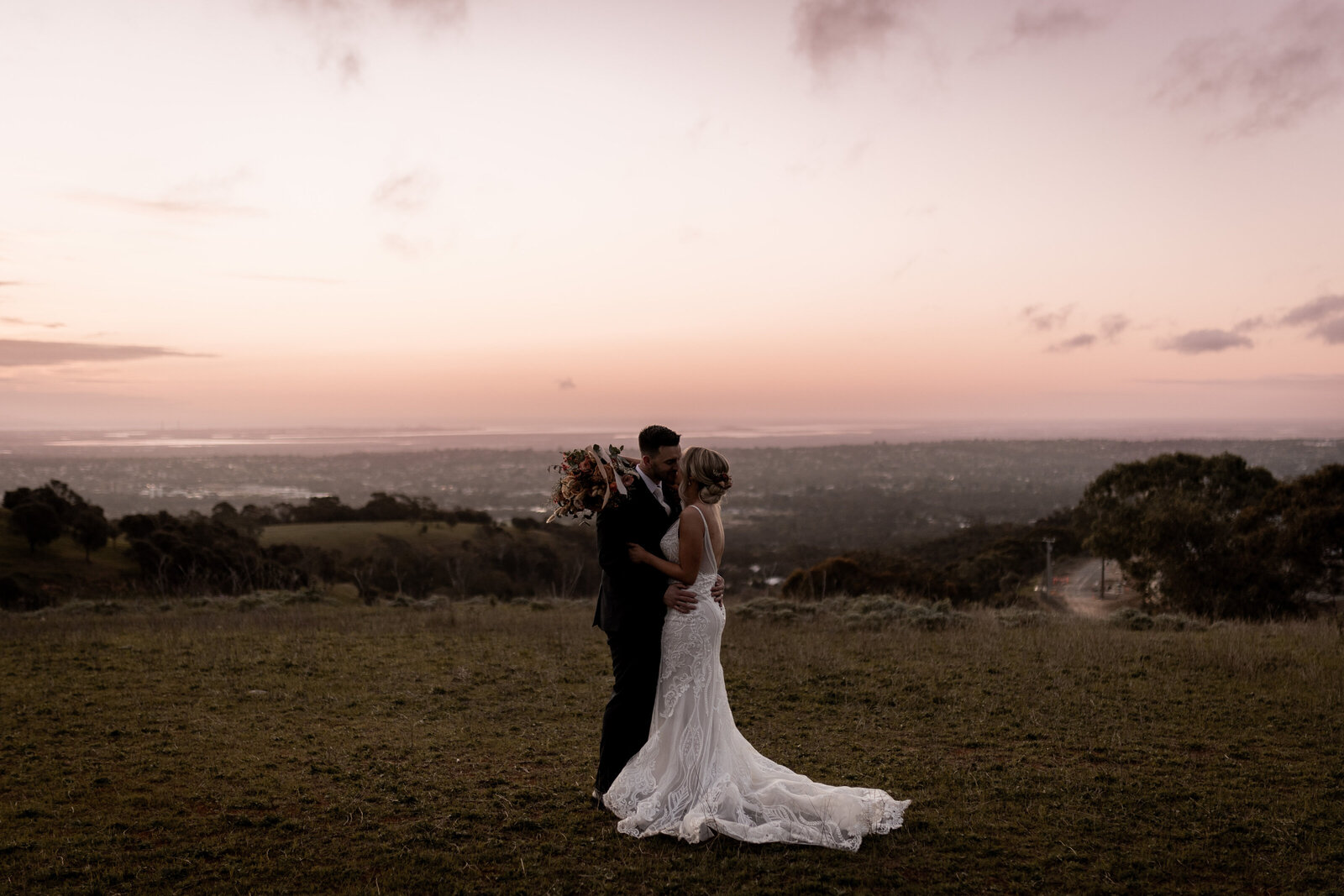 240921-Hannah-Sam-Rexvil-Photography-Adelaide-Wedding-Photographer-597