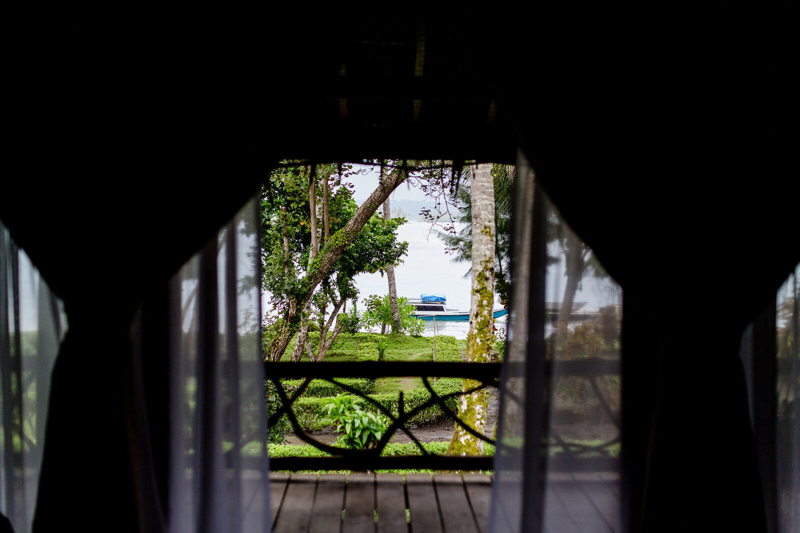 JasmineAnnGardinerPhotographer_08 Playground Surf Resort Mentawai_055_p
