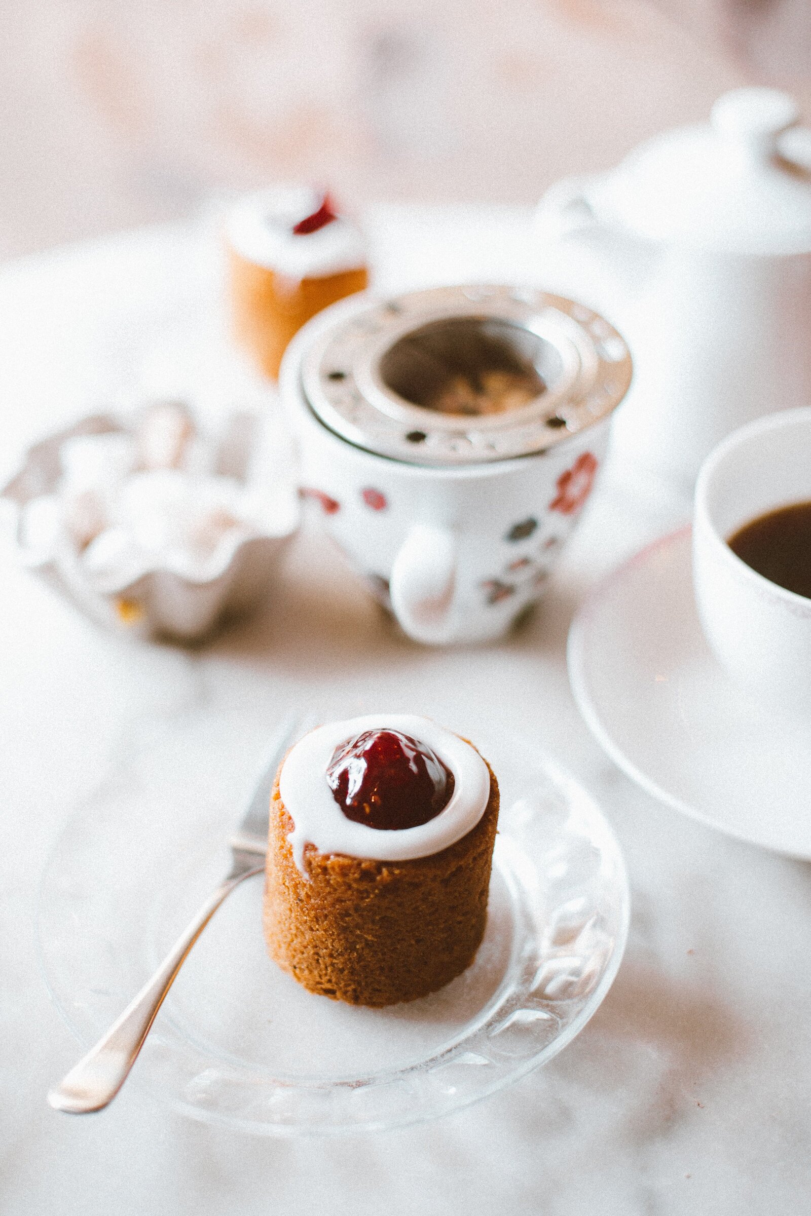 dessert-on-plate-1517227