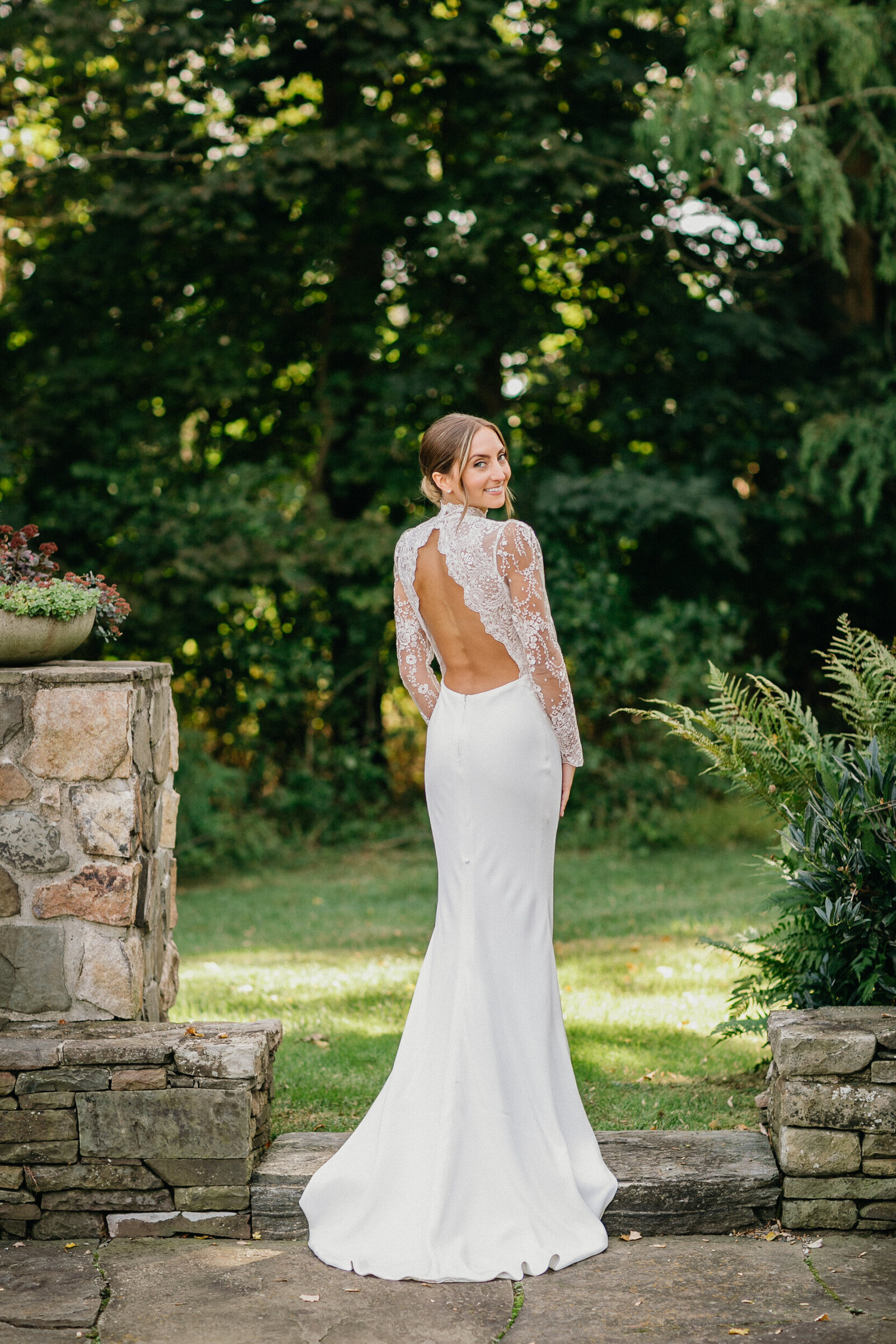 Bridal portrait at outdoor wedding venue near Philadelphia 