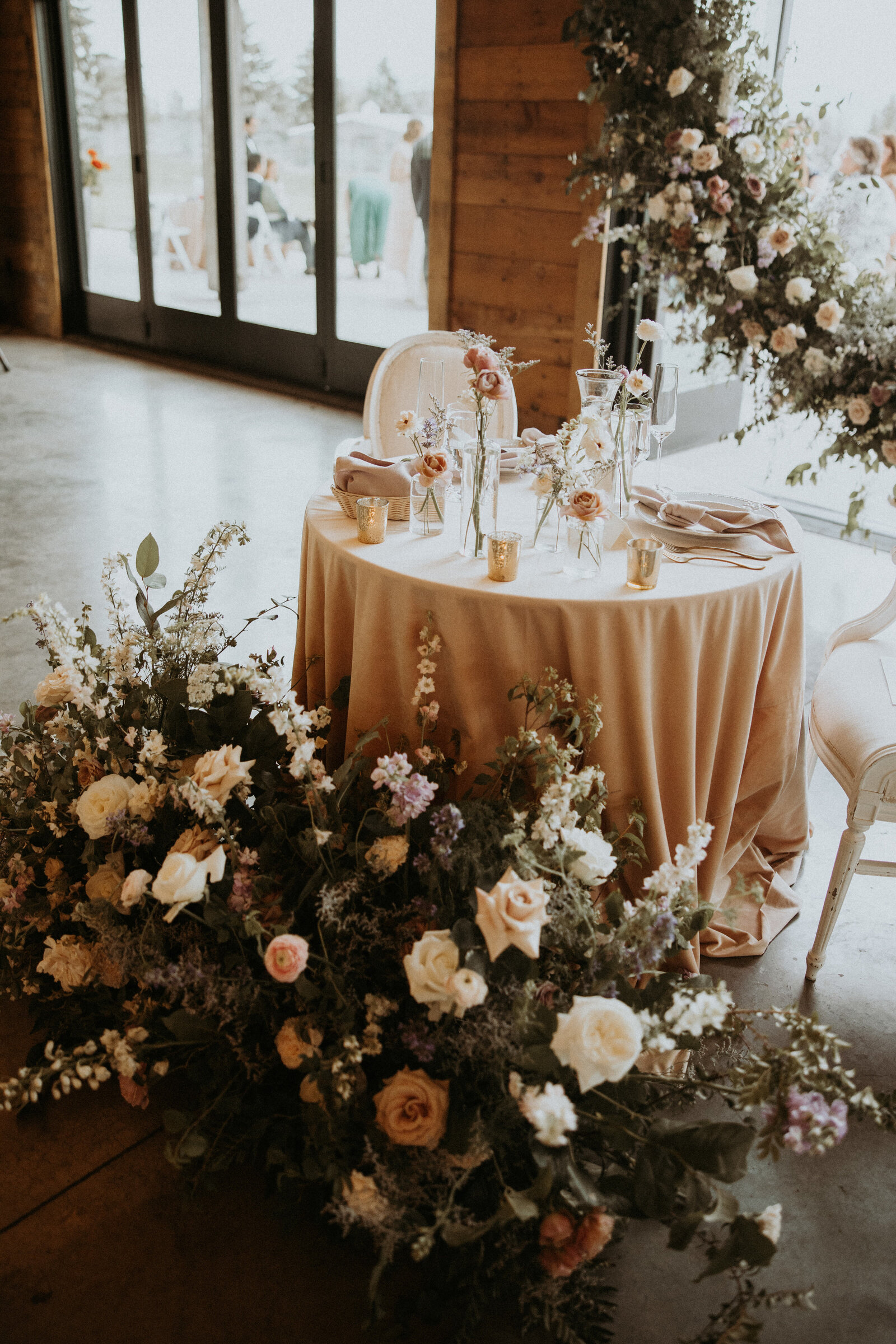 blush-white-purple-garden-wedding-snowline-acres-kalispell-montana-www.bigdaycelebrations.com-amber-lynn-photography00495