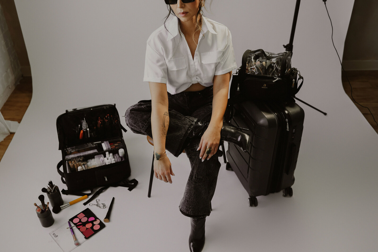 Makeup-artist-branding-12