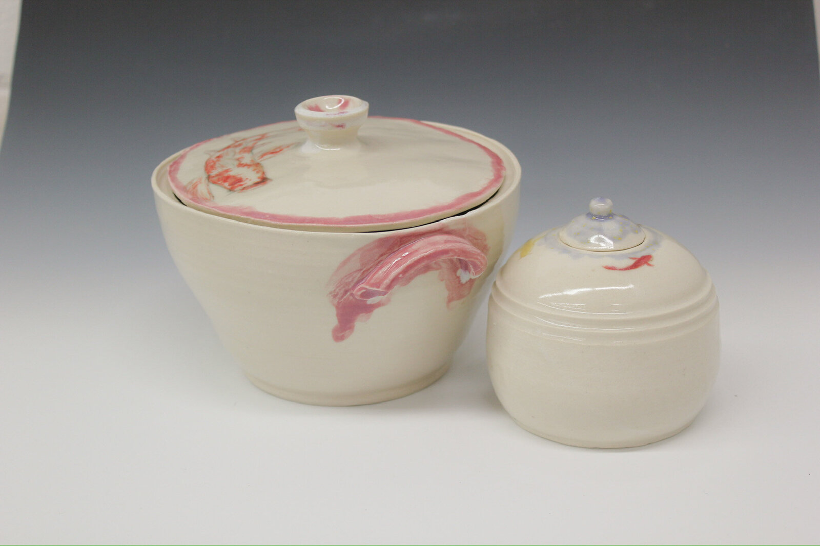 koi casserole and small jug