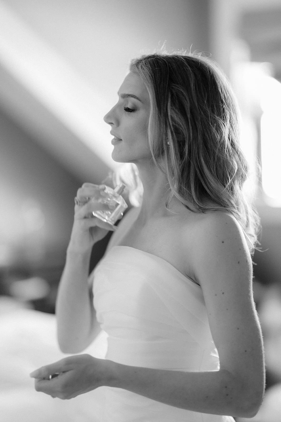 Maddie & Andrew - Newport RI Wedding- Larisa Stinga Photography -0446-221007