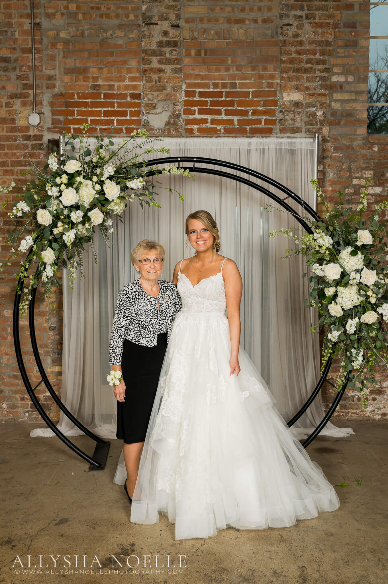 Wedding-at-The-Factory-on-Barclay-in-Milwaukee-0612