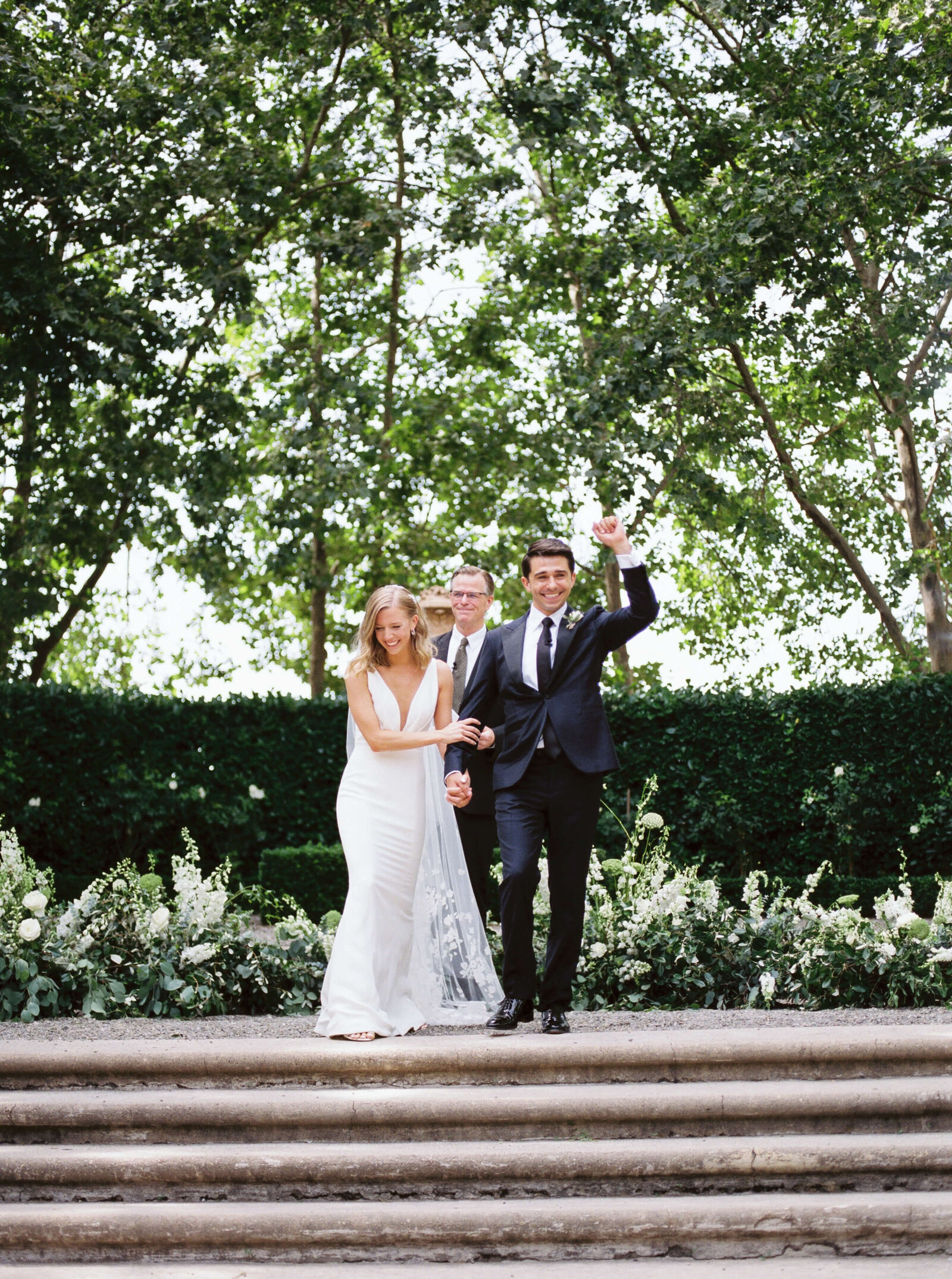 Annabel_Stephen_BeaulieuGardenWedding_JenzelVeloPhotography336