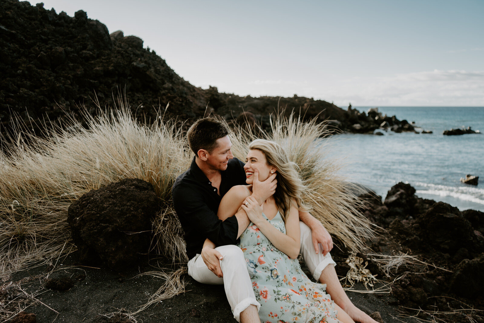 thewanderingb-international-engagement-beach-photographer-wedding-hawaii-84