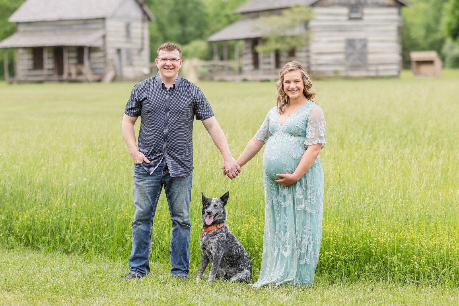 childers-ohio-couple-maternity-with-dog