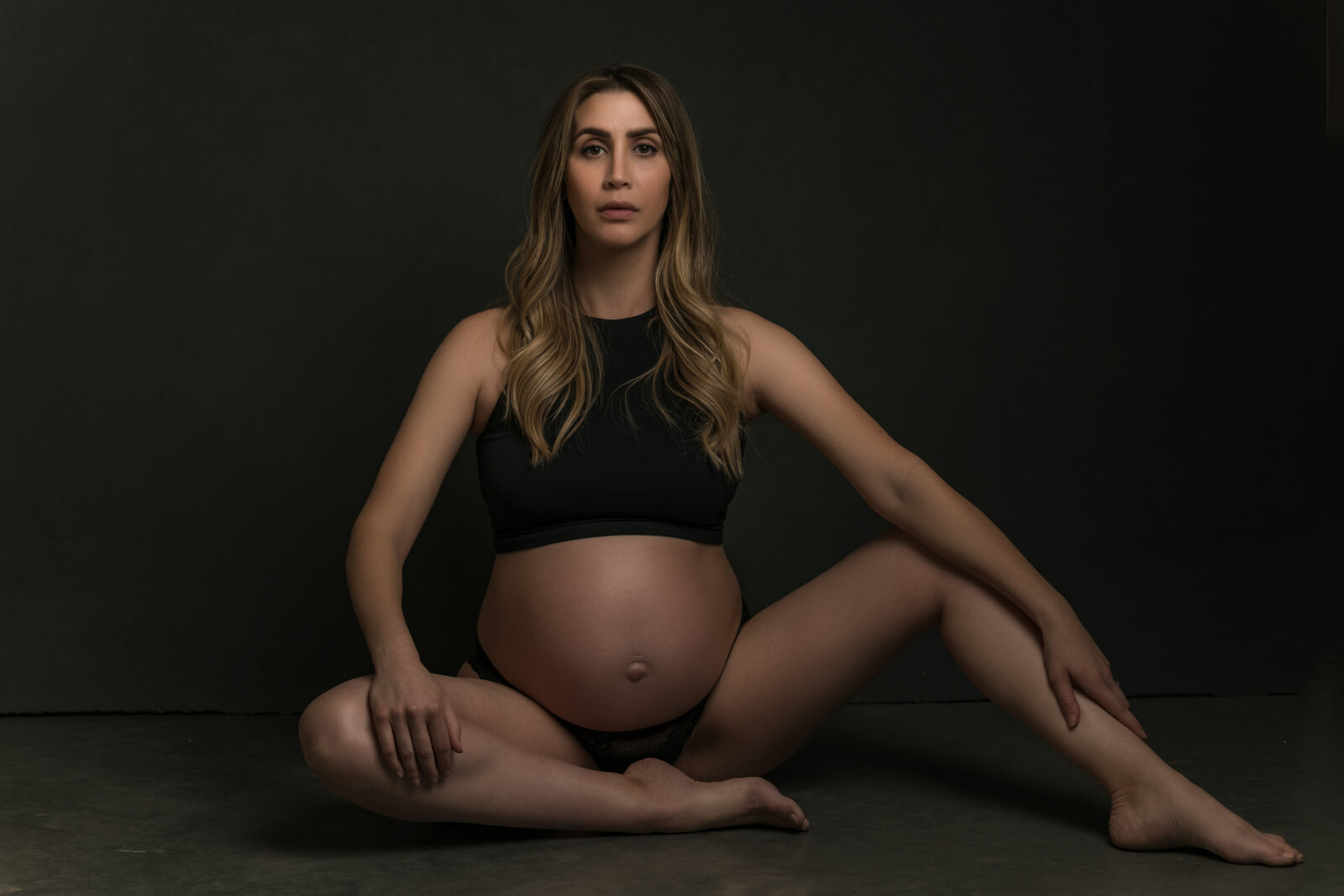 Boston-Maternity-Photographer-Studio-5