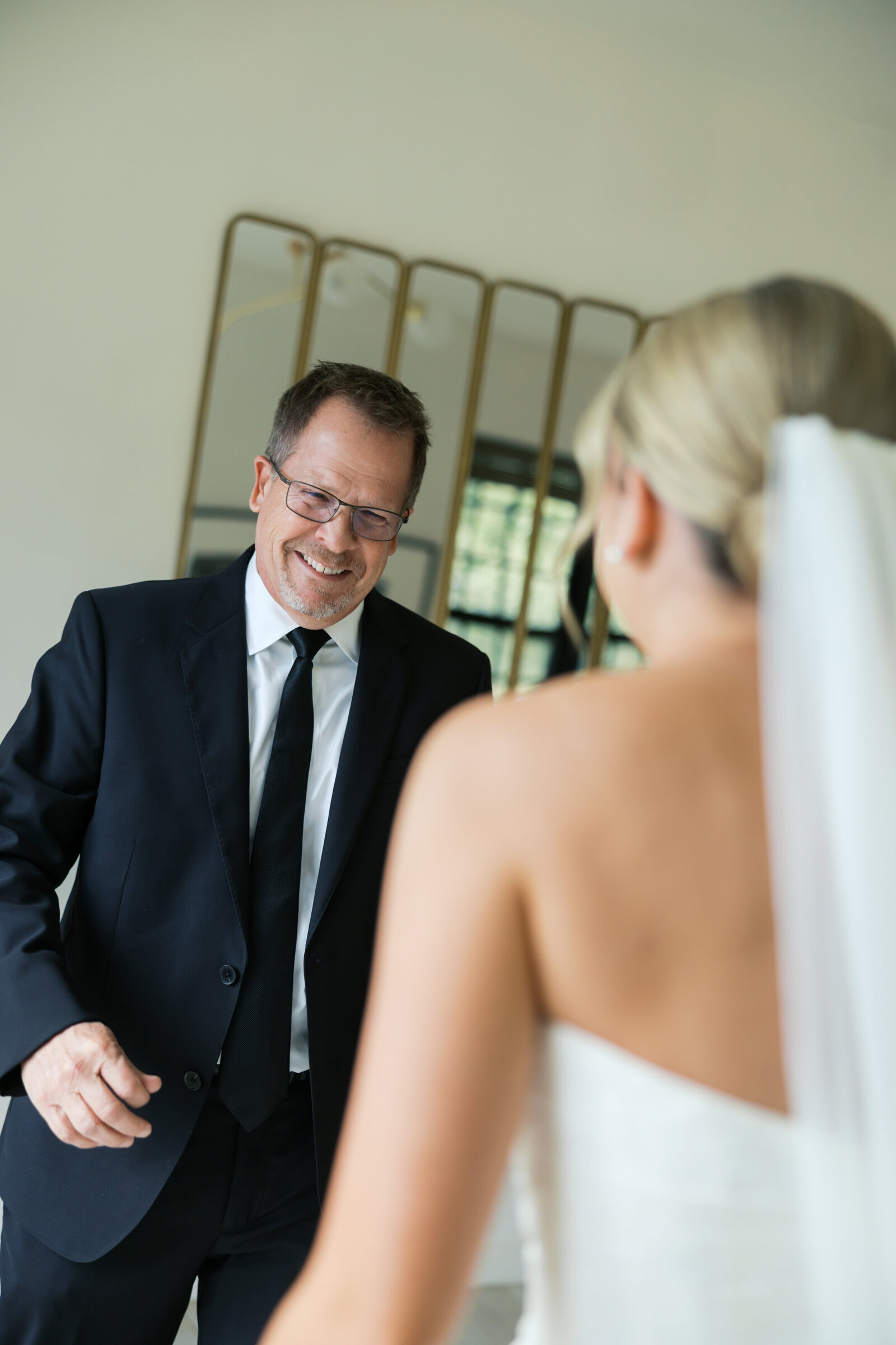 Wild Carrot St. Louis Wedding Photographer Lainie Arnold Photography-30