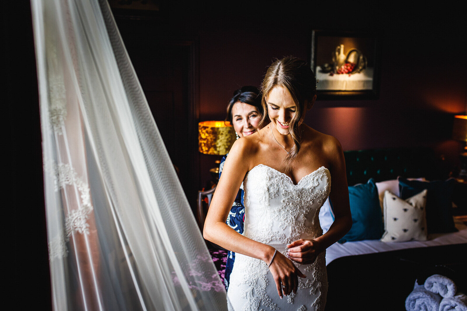 Award-winning Kent Wedding Photographer _CL charlottesimon The Granary--Hertfordshire-114-1