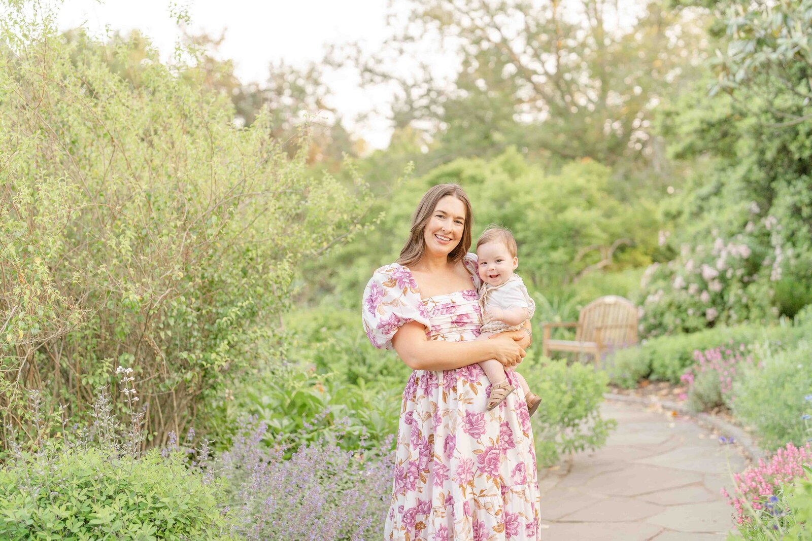 mom and baby smile during Chantilly, Virginia spring mini session