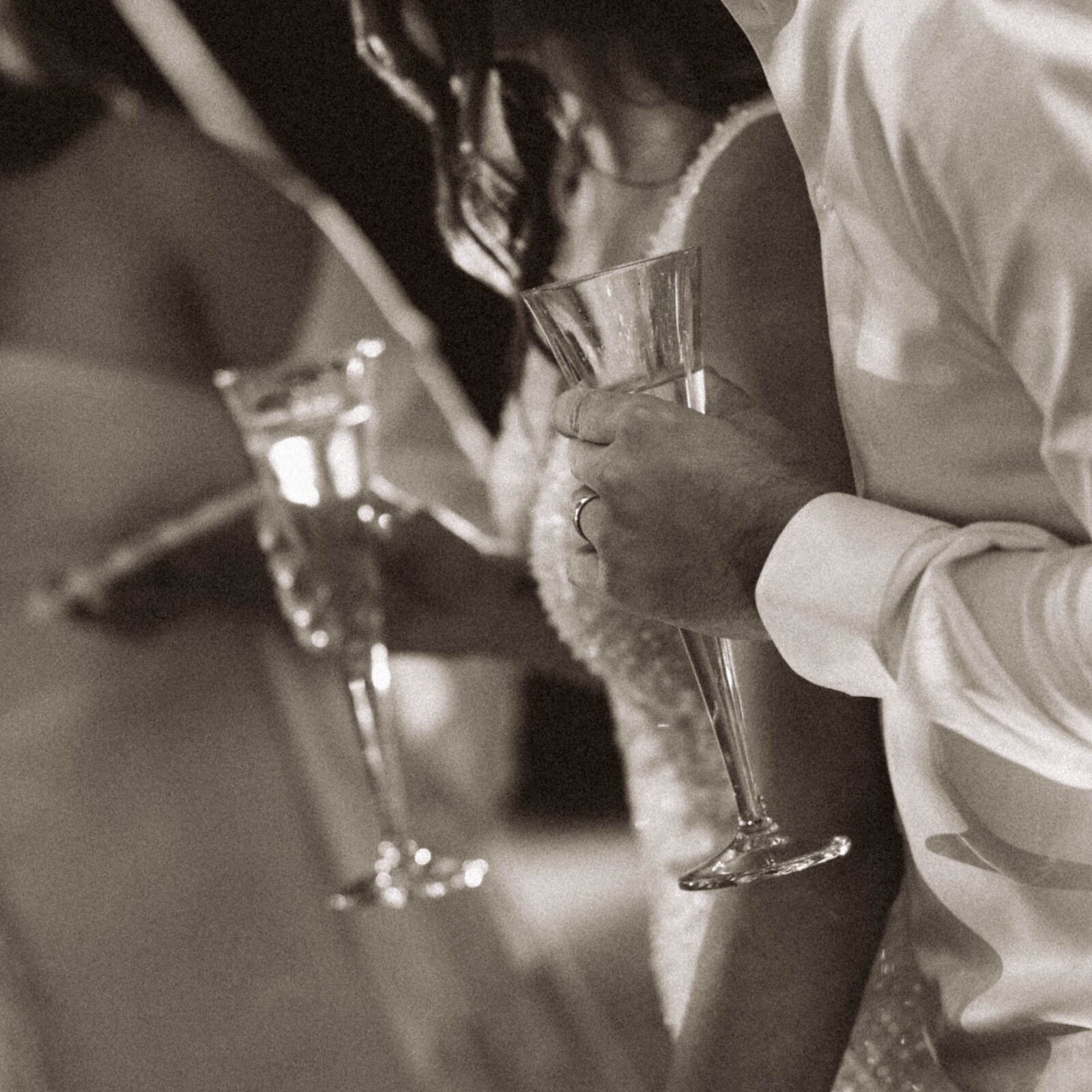 TheWolfesWeddingPreviews-286