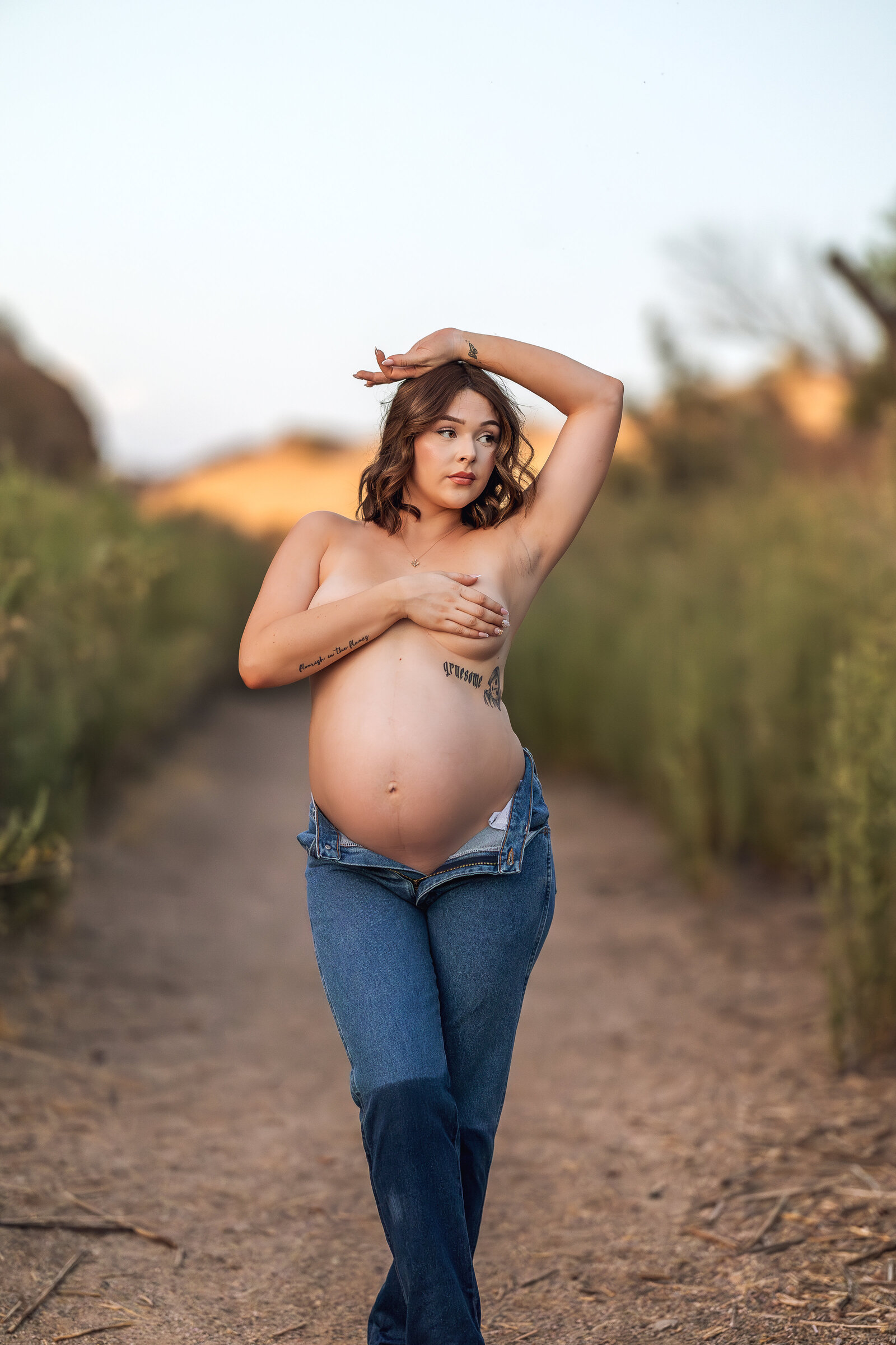Elona Shea Photography_Lake Havasu_Maternity_Castle rock bay_