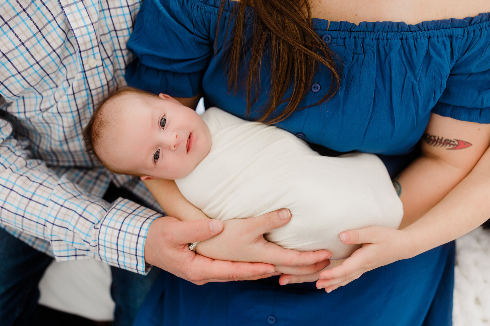 METRO_DETROIT_LIFESTYLE_NEWBORN_PHOTOGRAPHER_COURTNEY_LUSHAJ_PHOTOGRAPHY-12